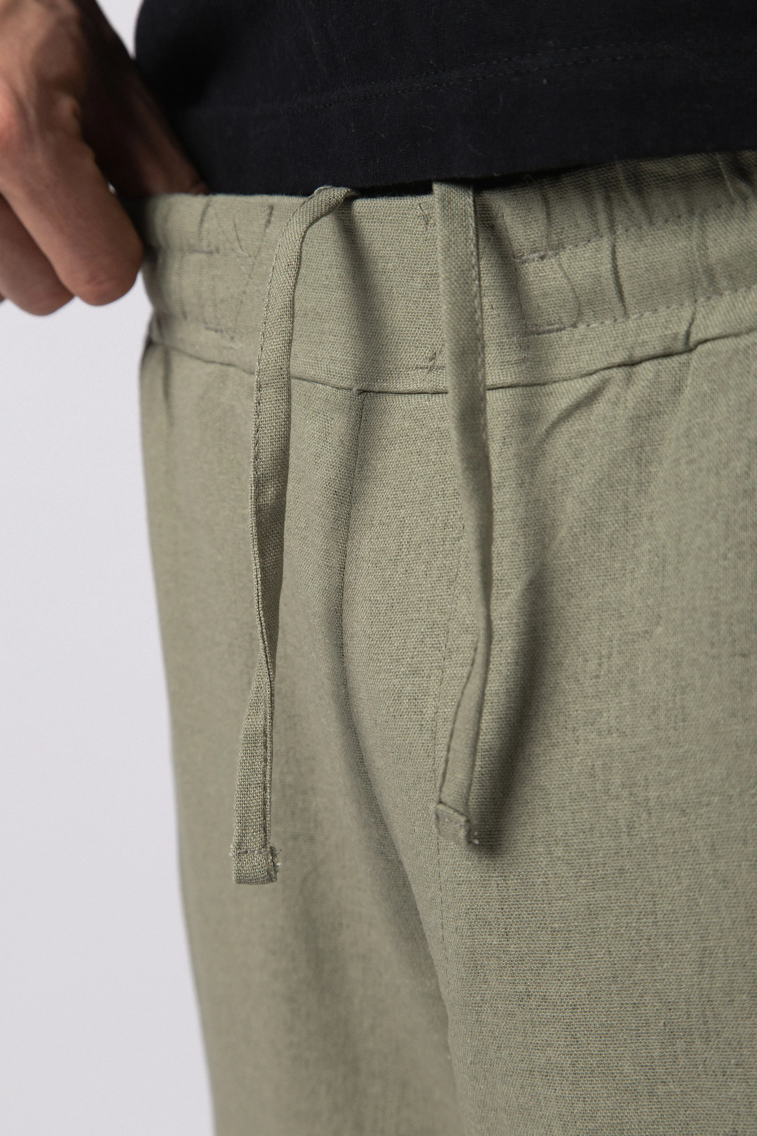 Bermuda Lino Cargo Yuno Militar - Image 4