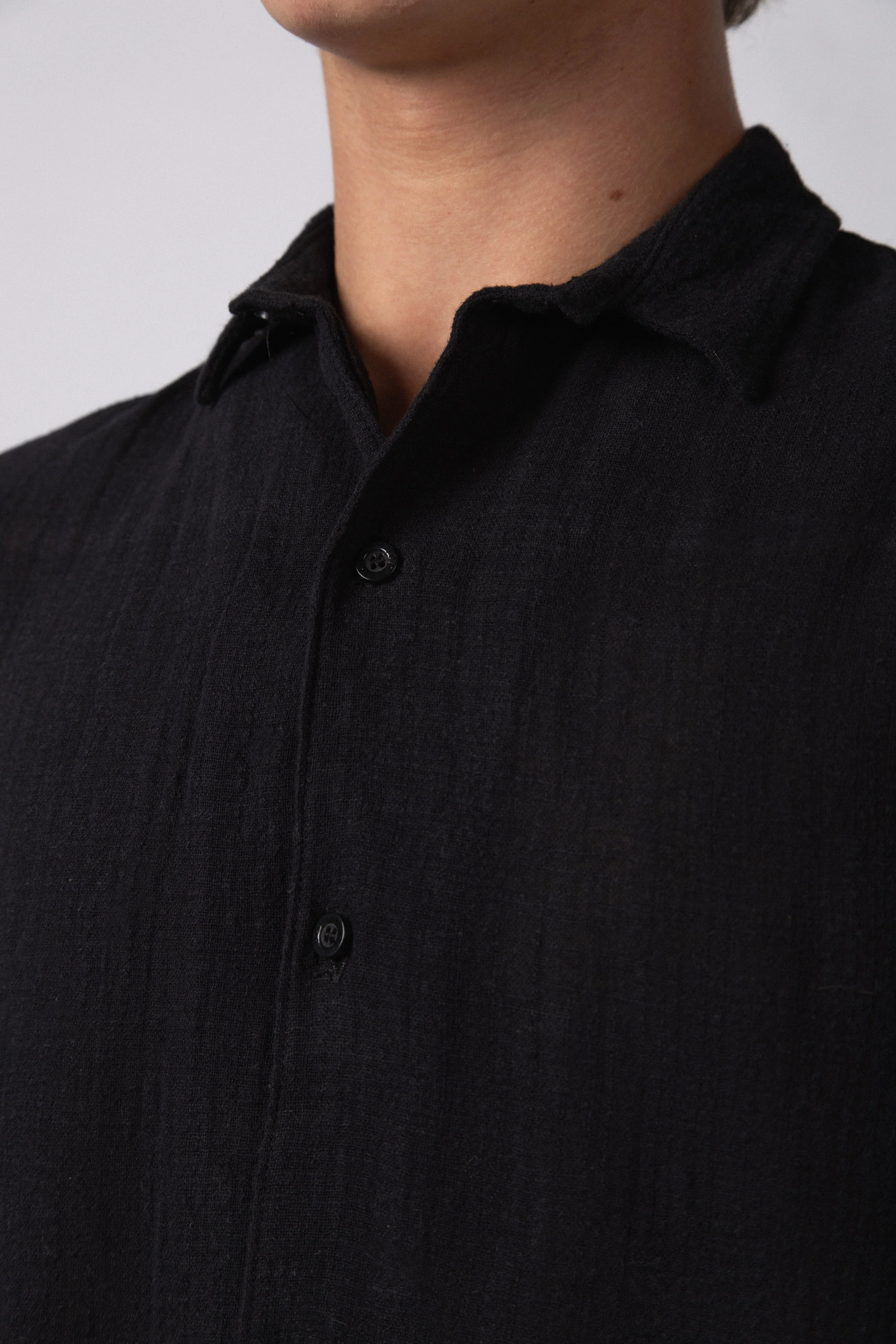 Camisa Manga Corta Lino Kara Negra - Image 5