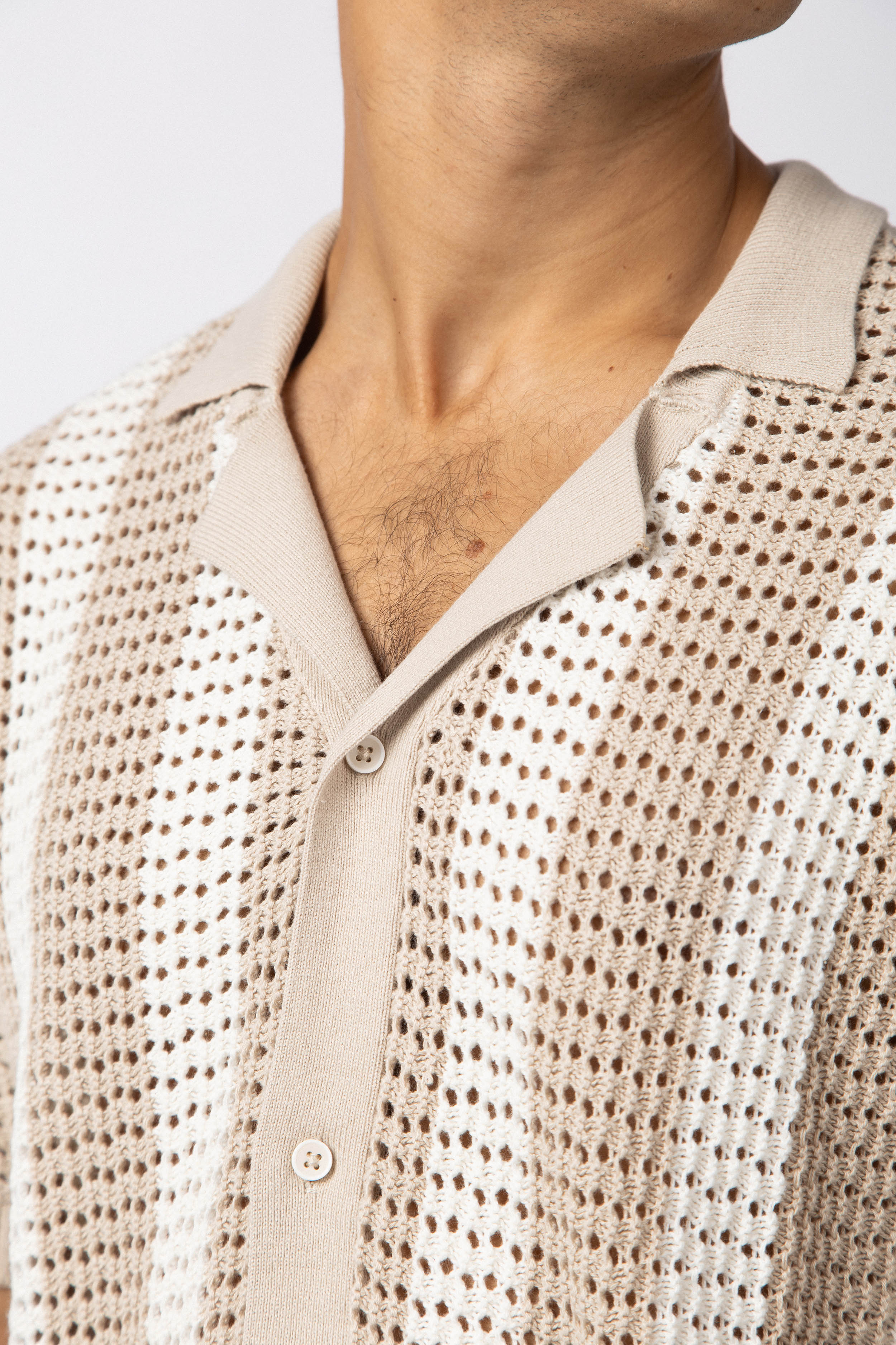 Camisa Manga Corta Tejida Marble Beige - Image 3