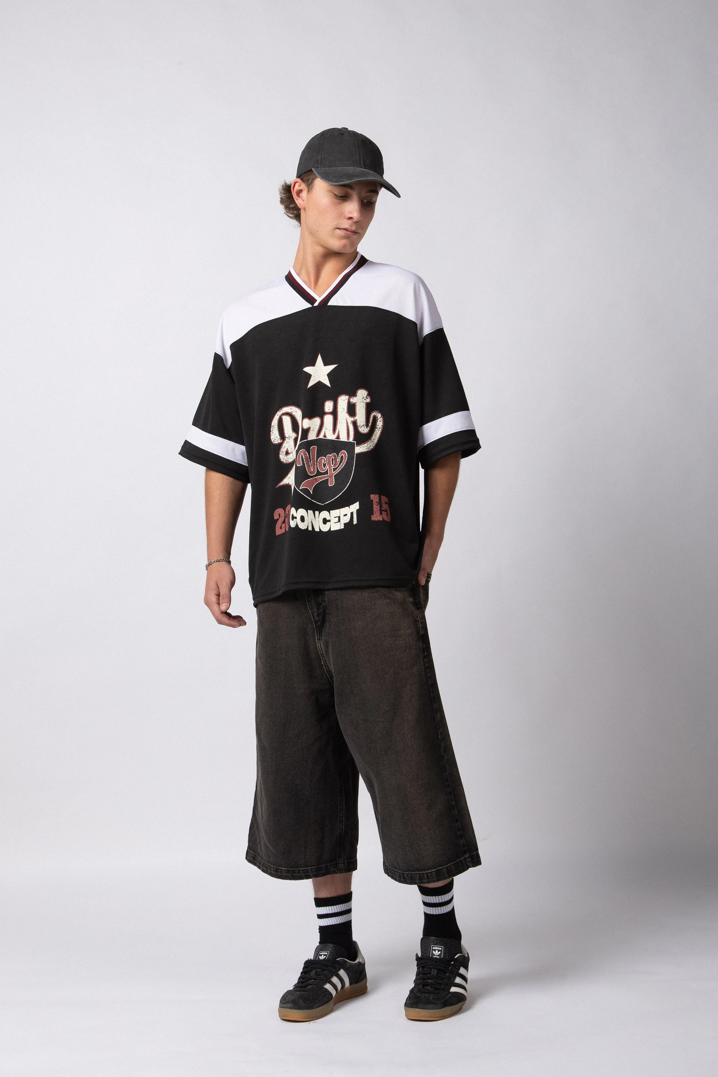 Camiseta AMR Division - Image 6