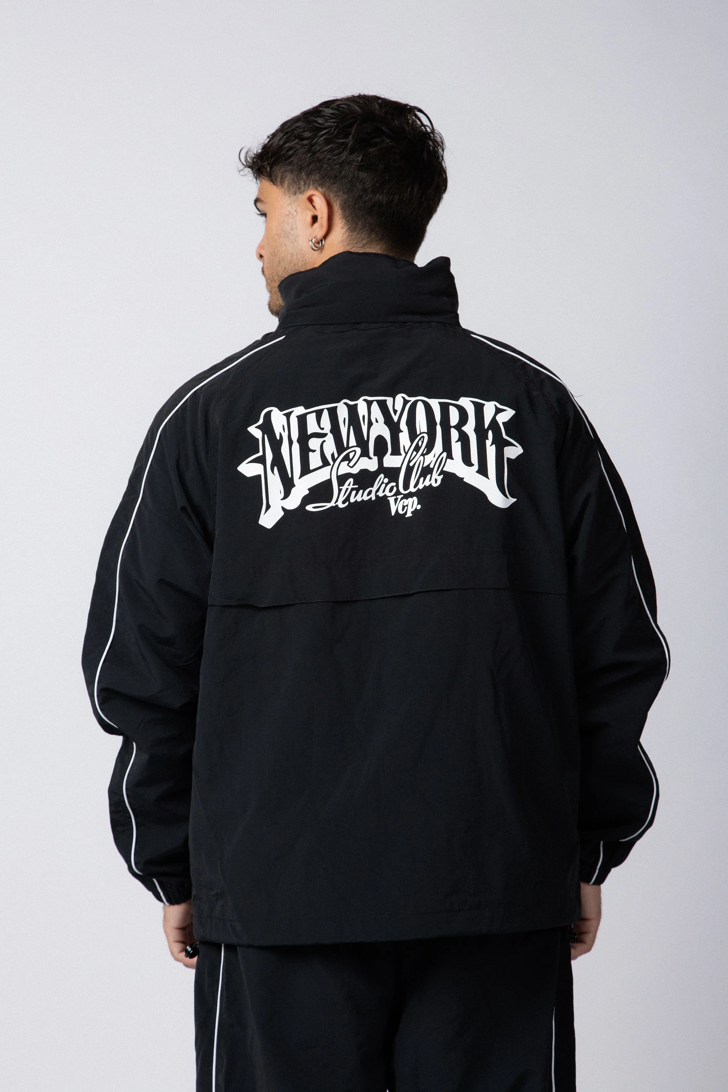 Campera Brooklyn Negra - Image 2