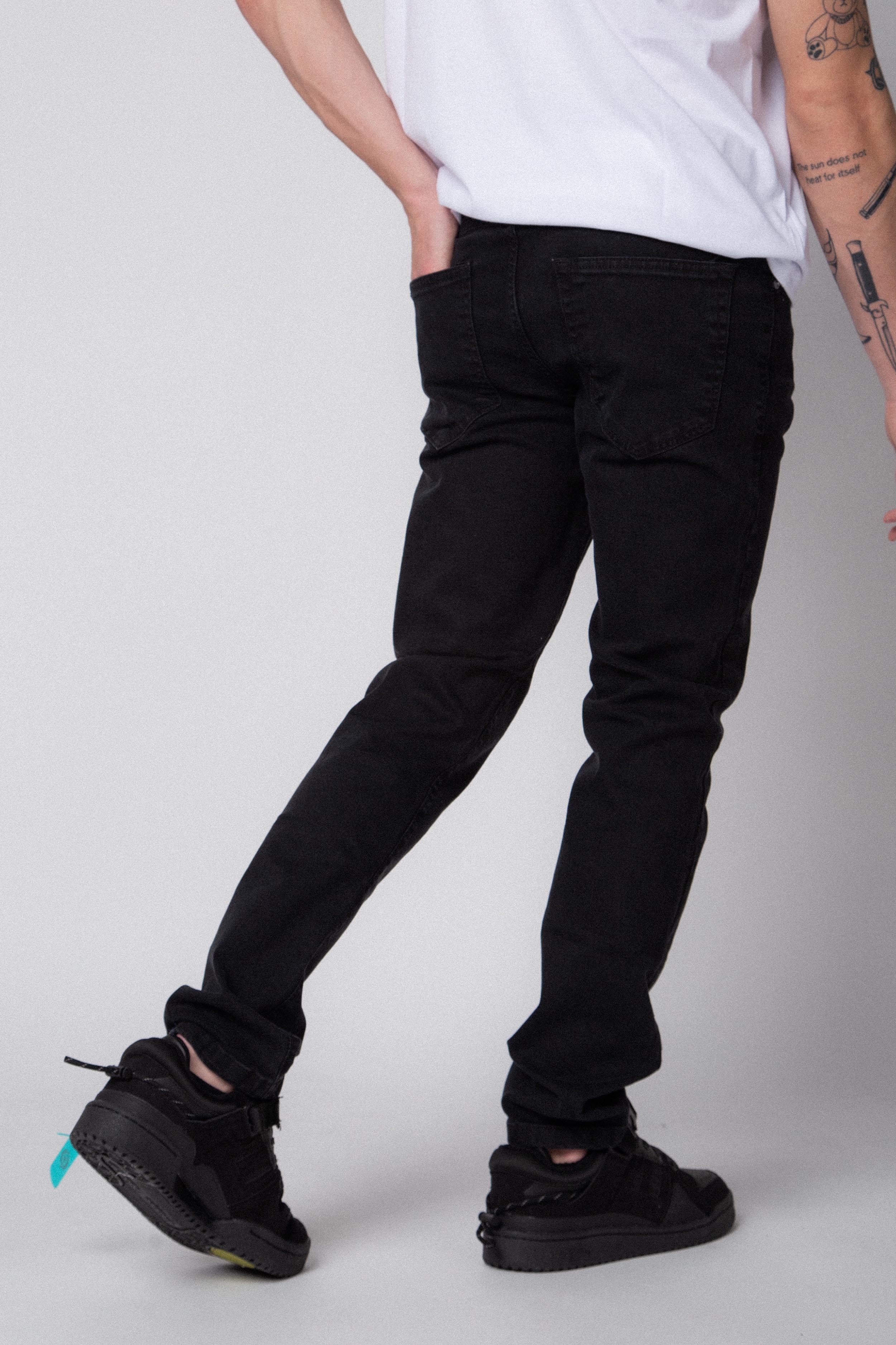 Jean Falcon Black - Image 3