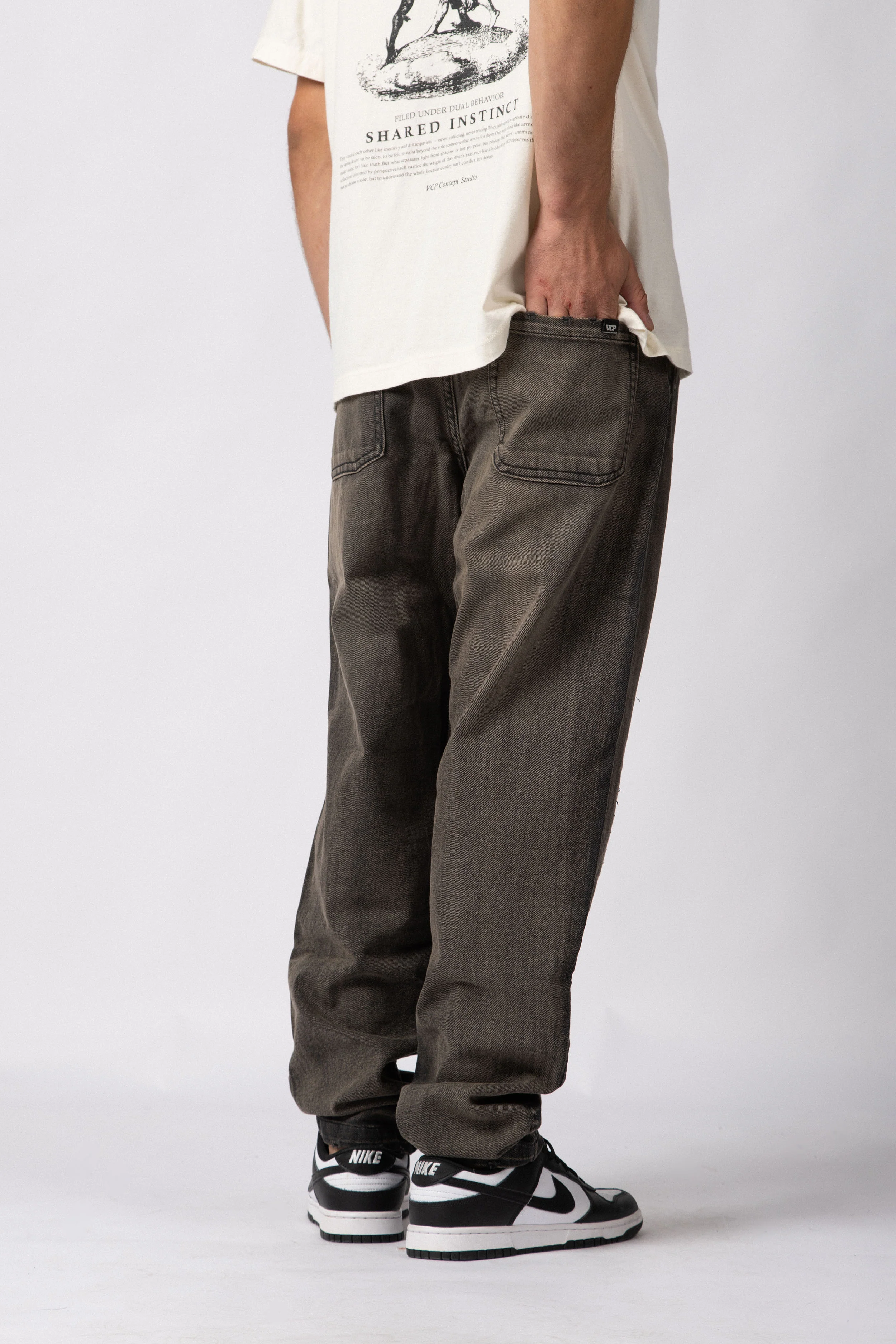 Jean Fury Oxid Black - Image 4