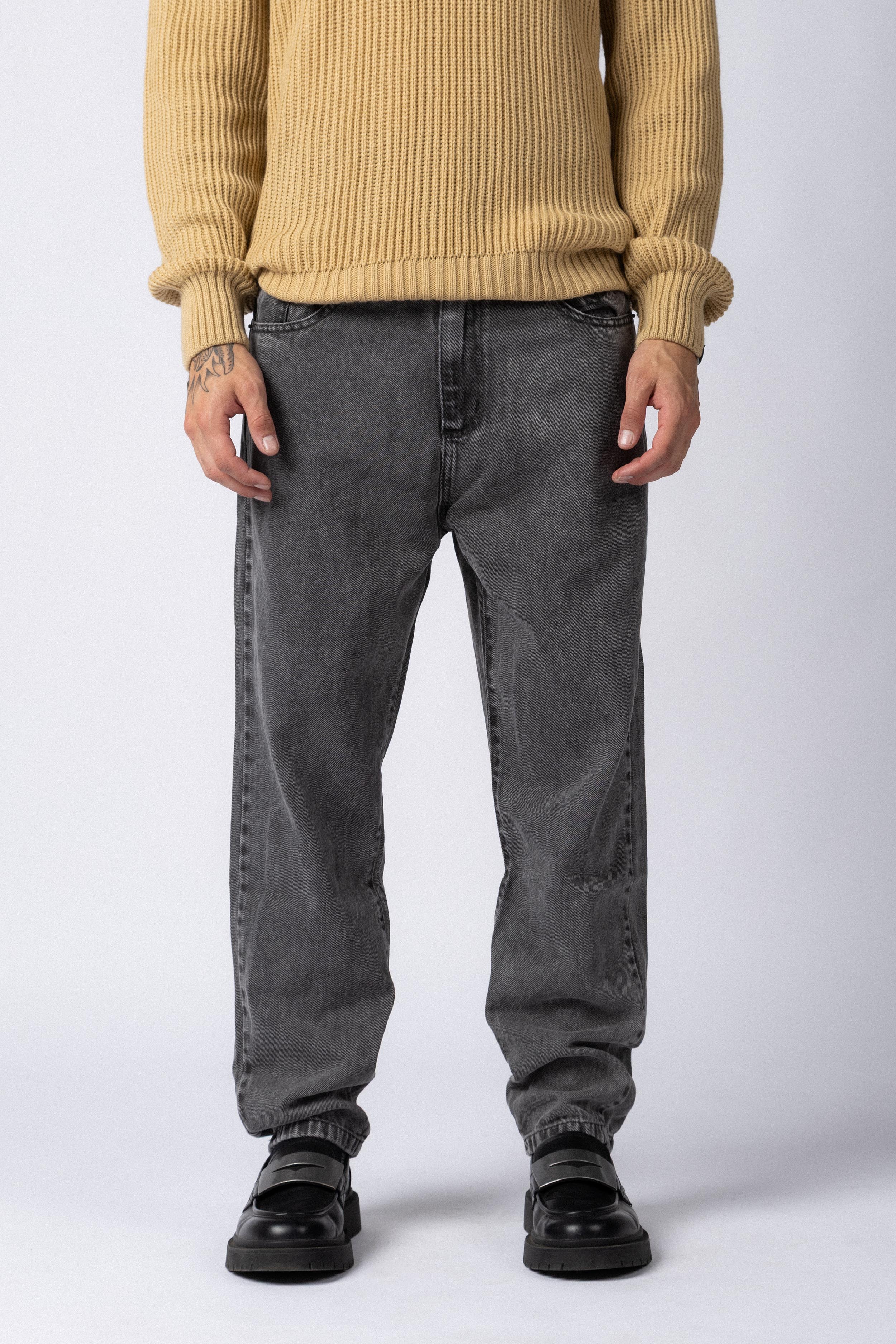 Jean Mom Shelby Smoked Gris - Image 4