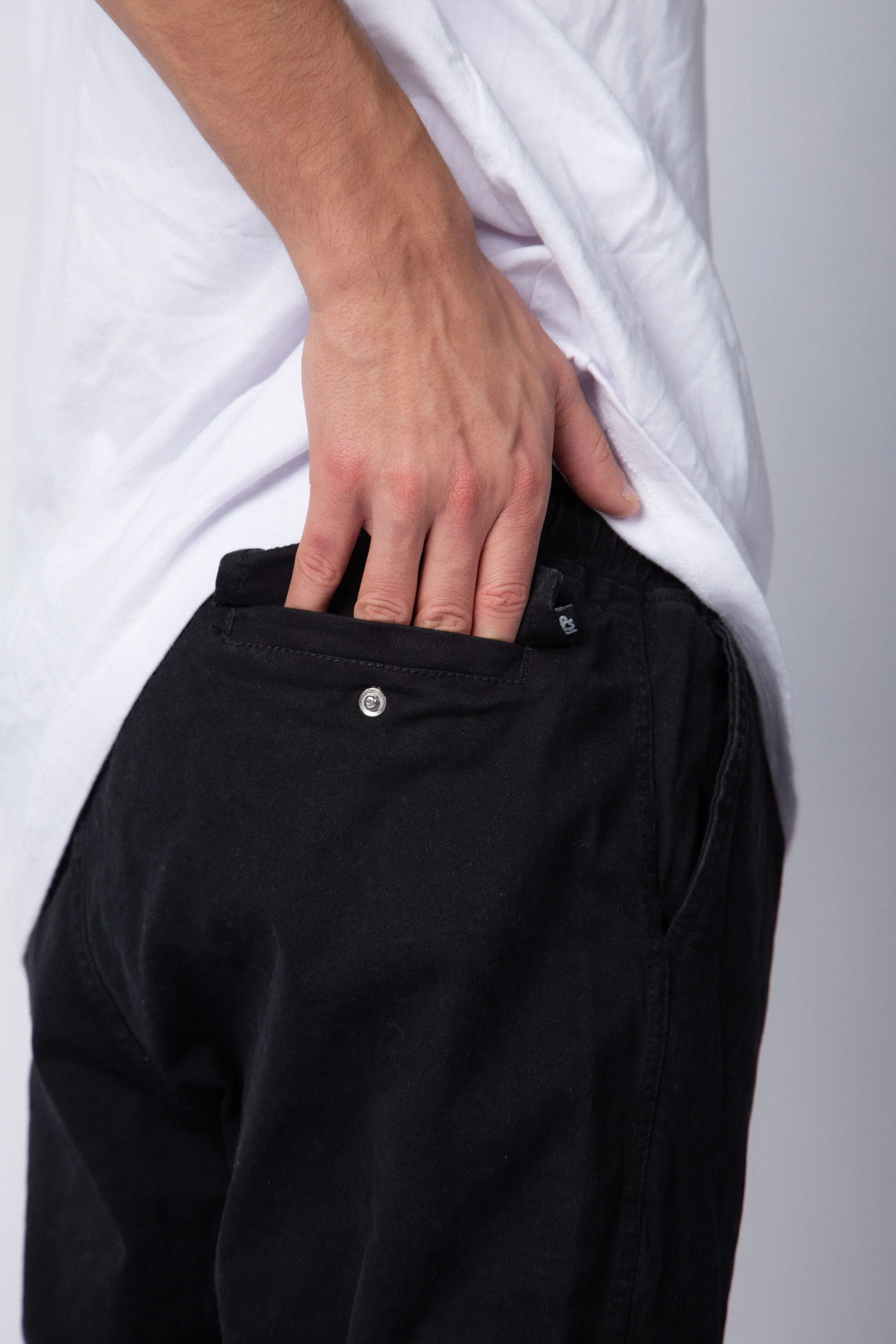 Jogger Cargo Lauren Negro - Image 3