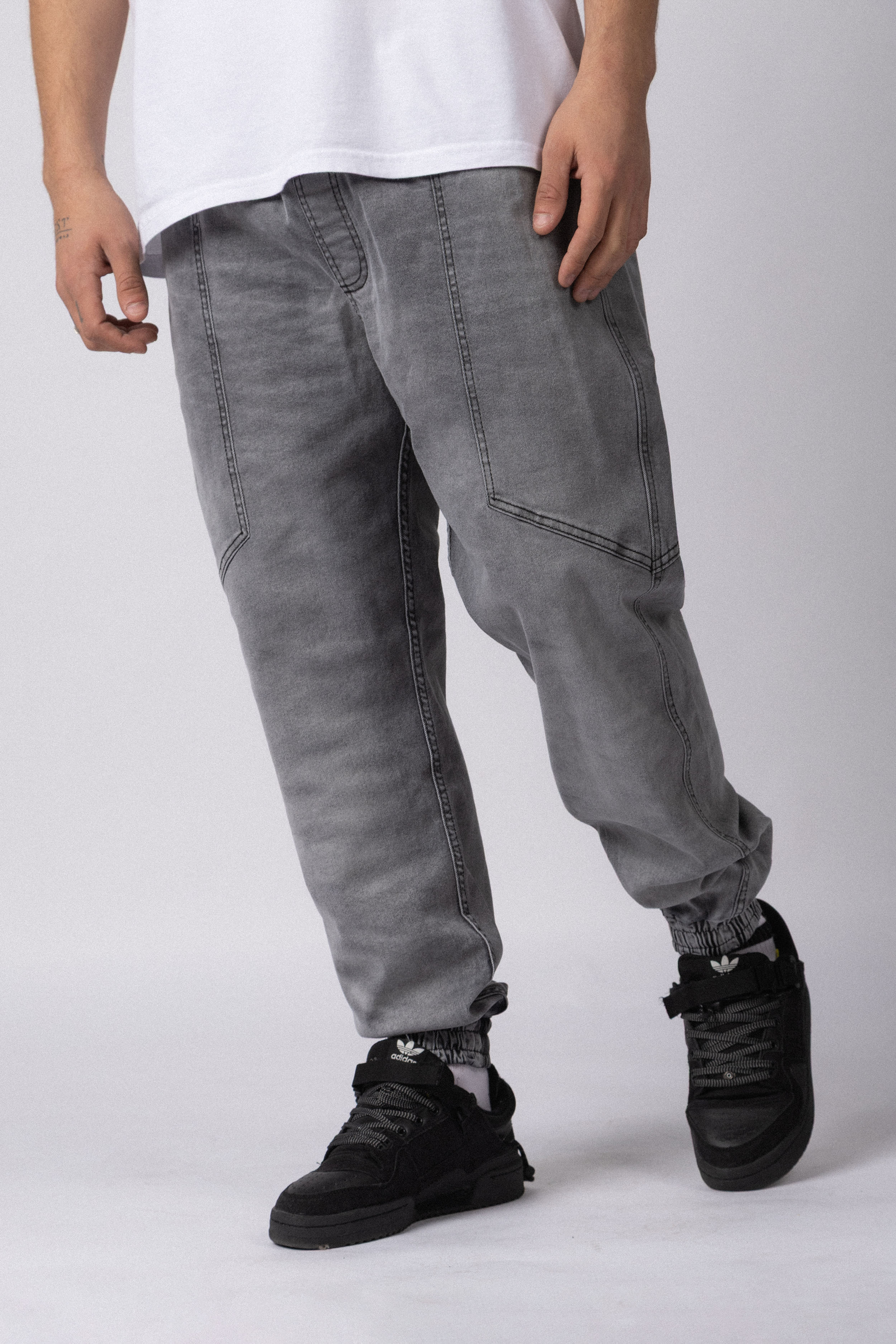 Jogjean Over Marcus Gris - Image 6