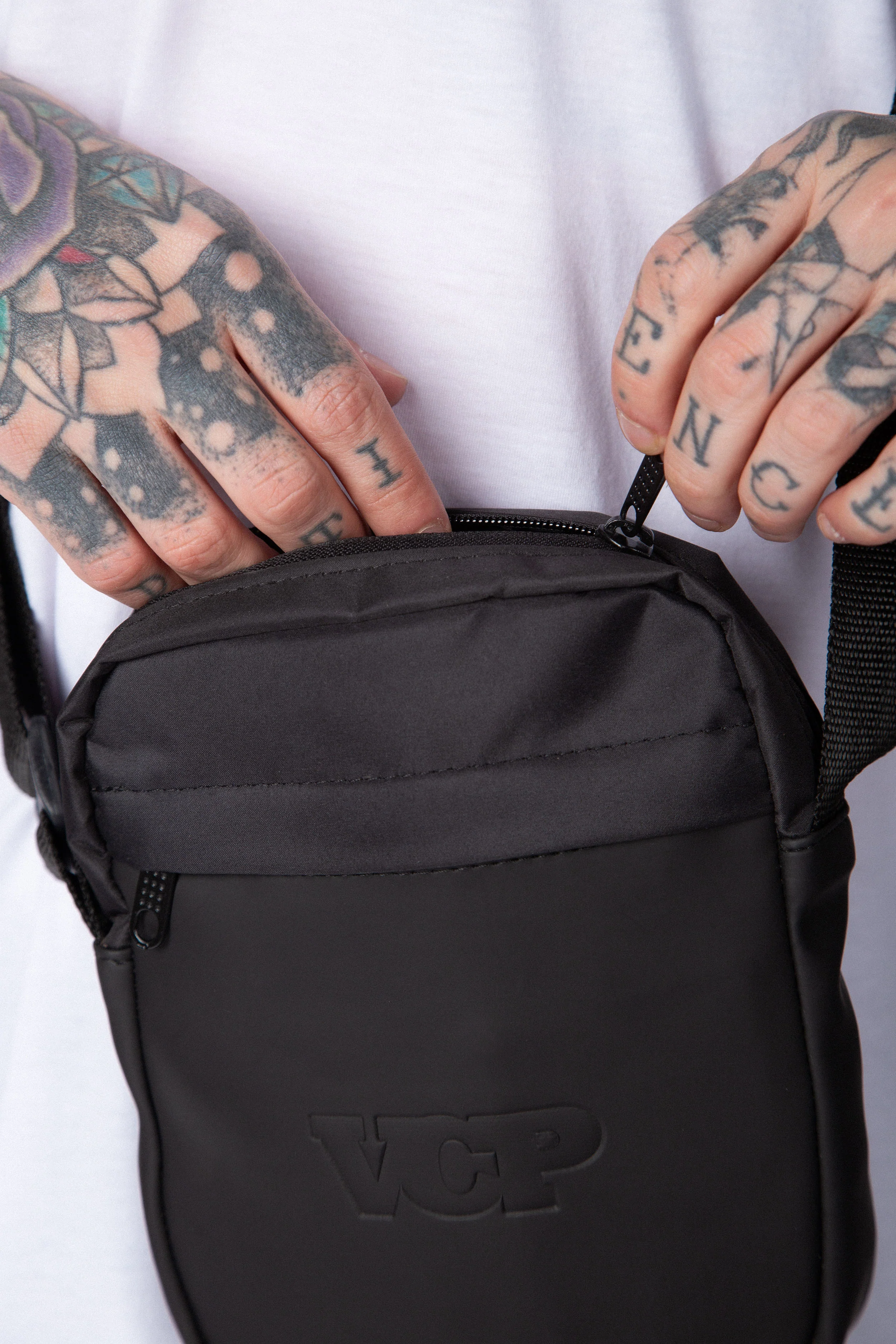 Mini Morral Xinka Goma Negro - Image 4