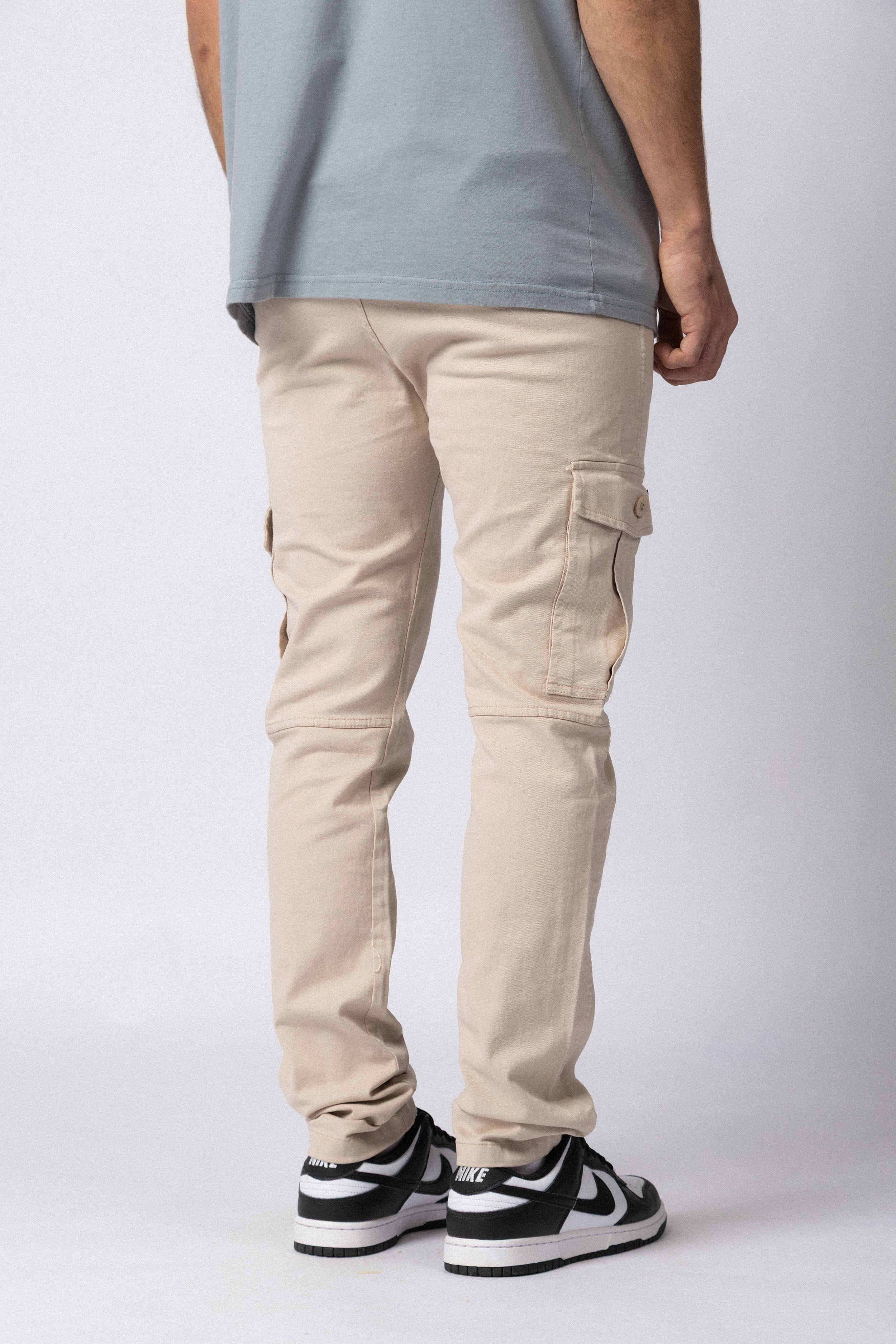 Pantalón Cargo Quant Arena - Image 4