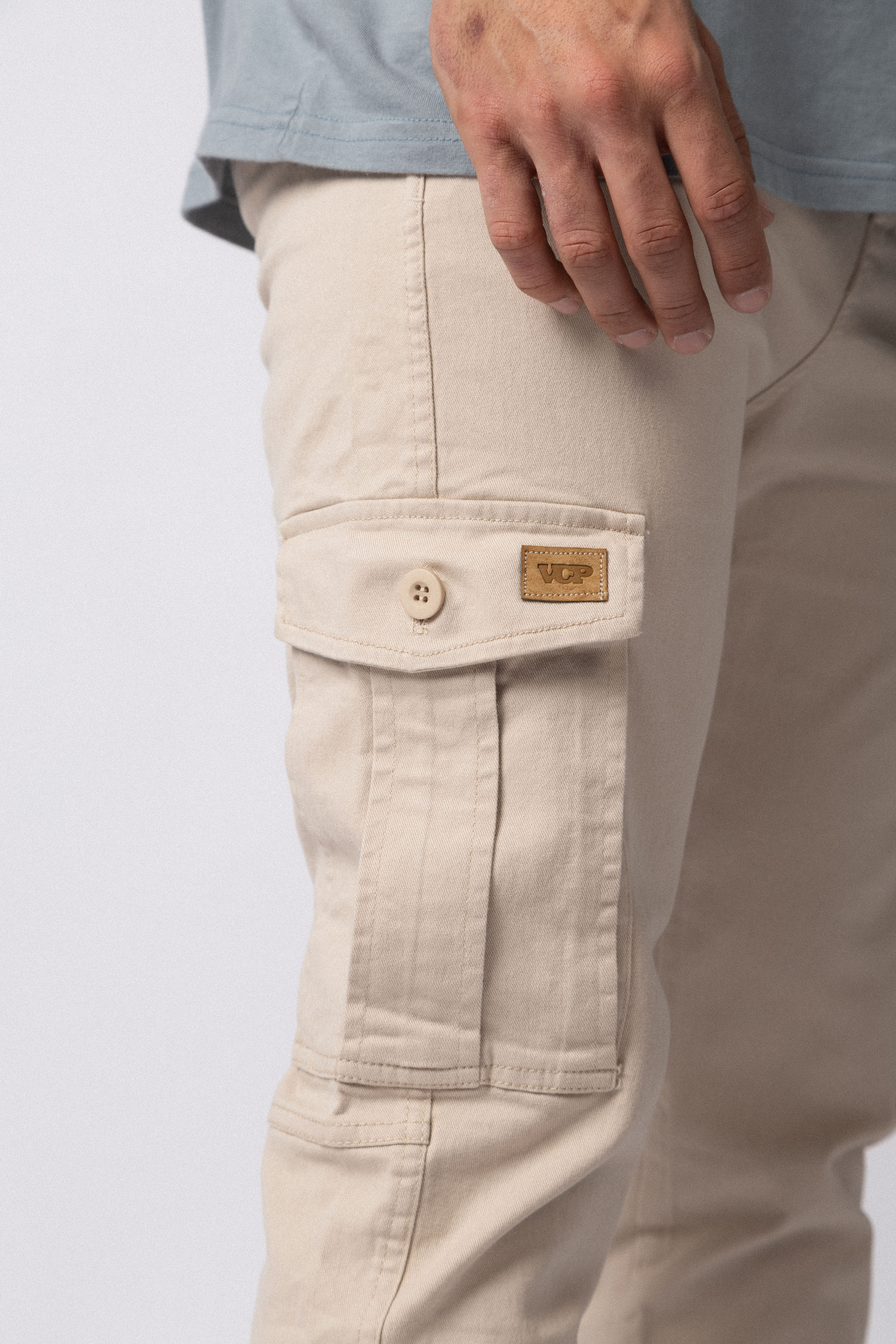 Pantalón Cargo Quant Arena - Image 5
