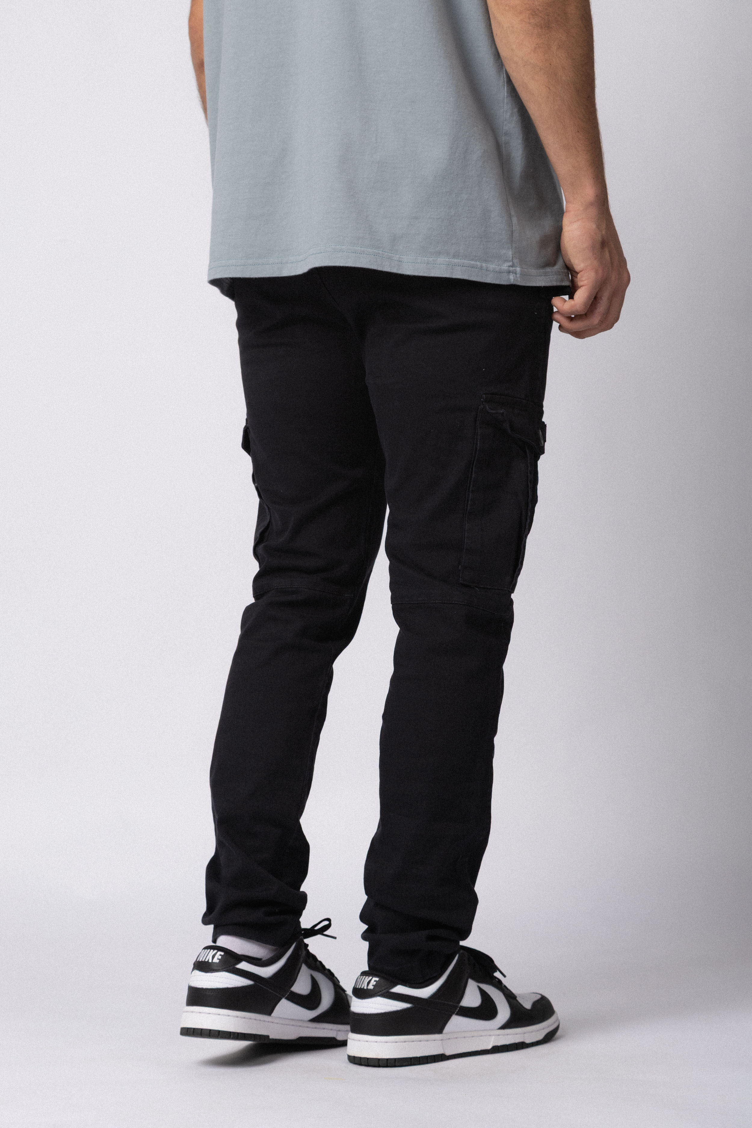 Pantalón Cargo Quant Negro - Image 4