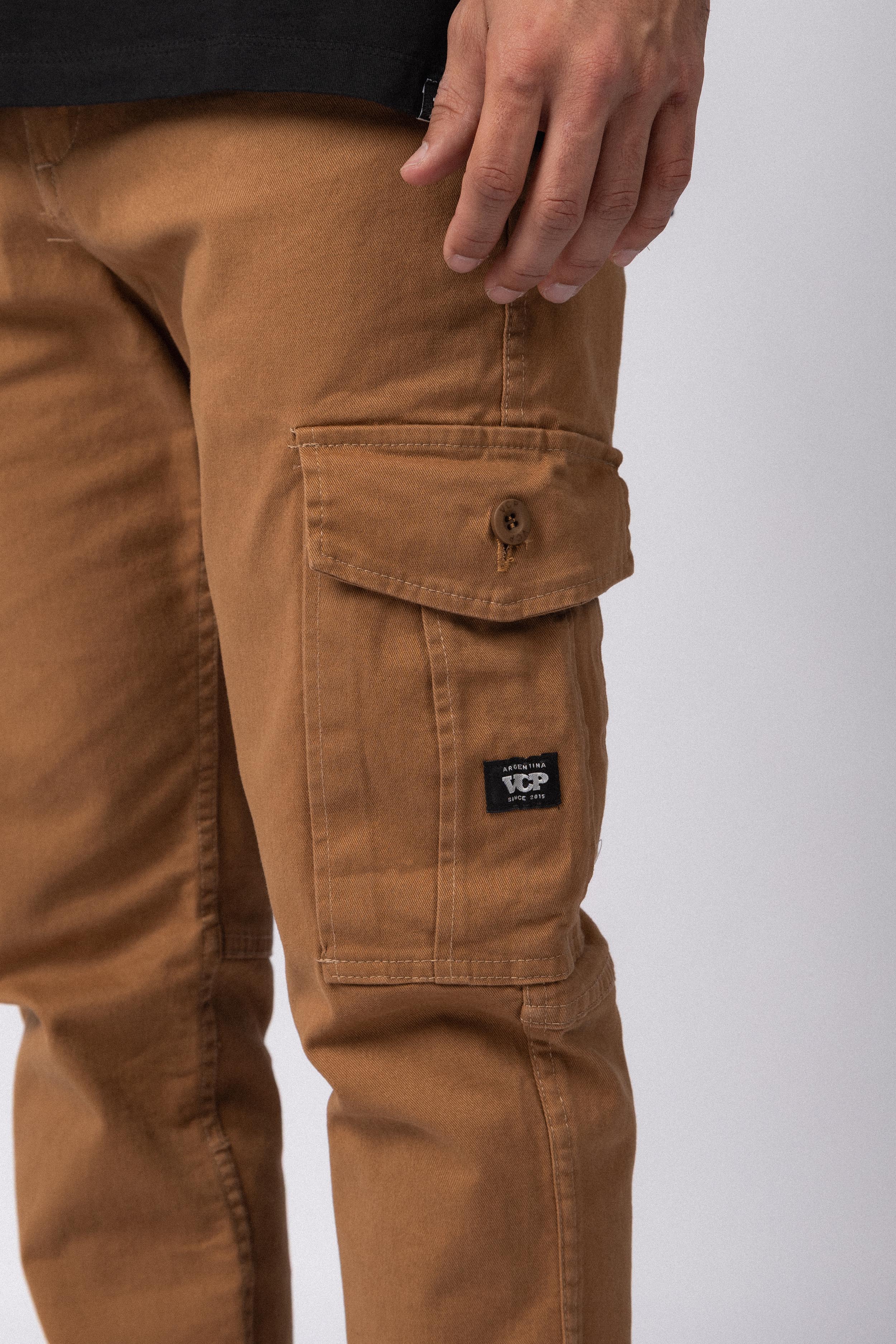 Pantalón Cargo Trail Camel - Image 3