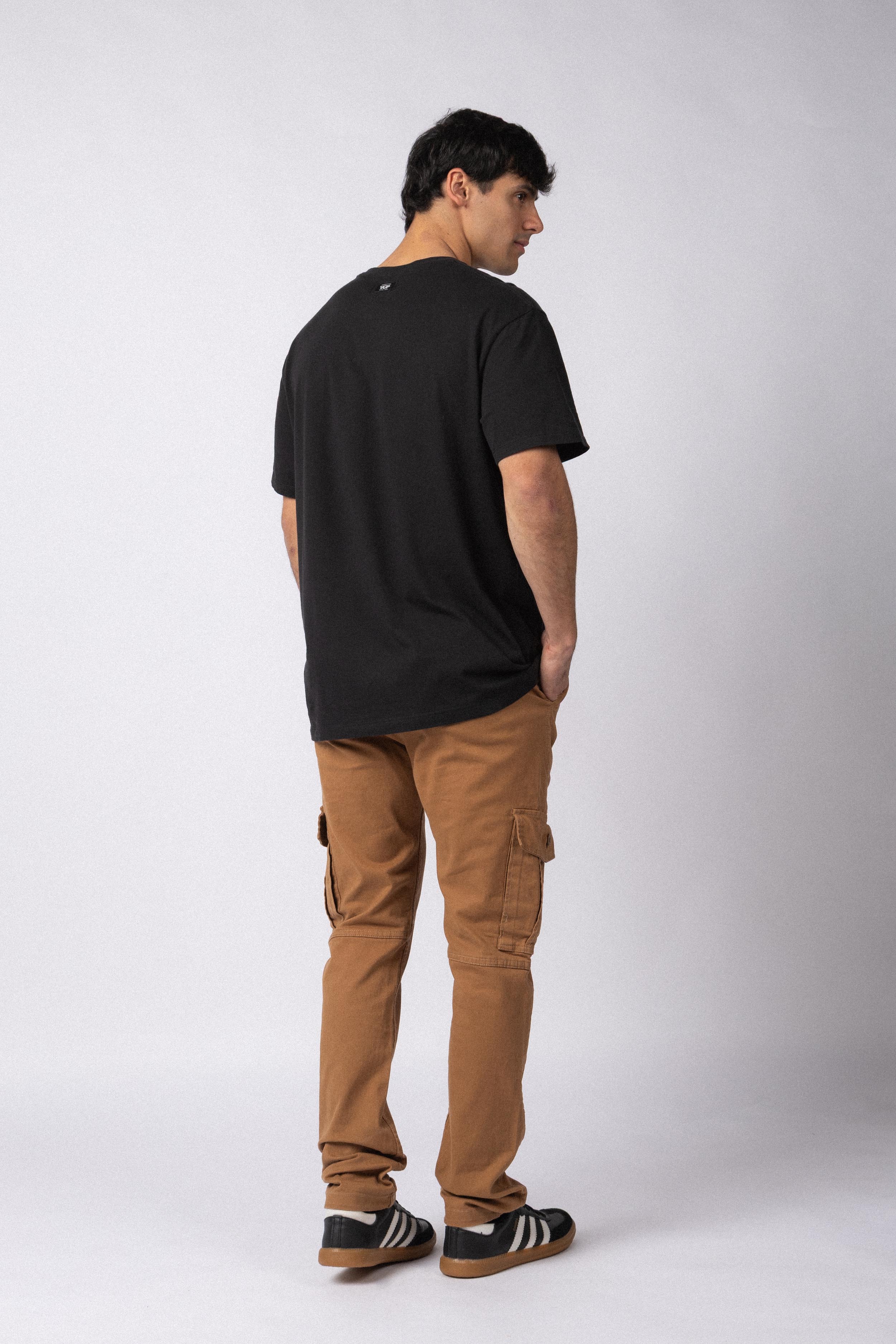 Pantalón Cargo Trail Camel - Image 7