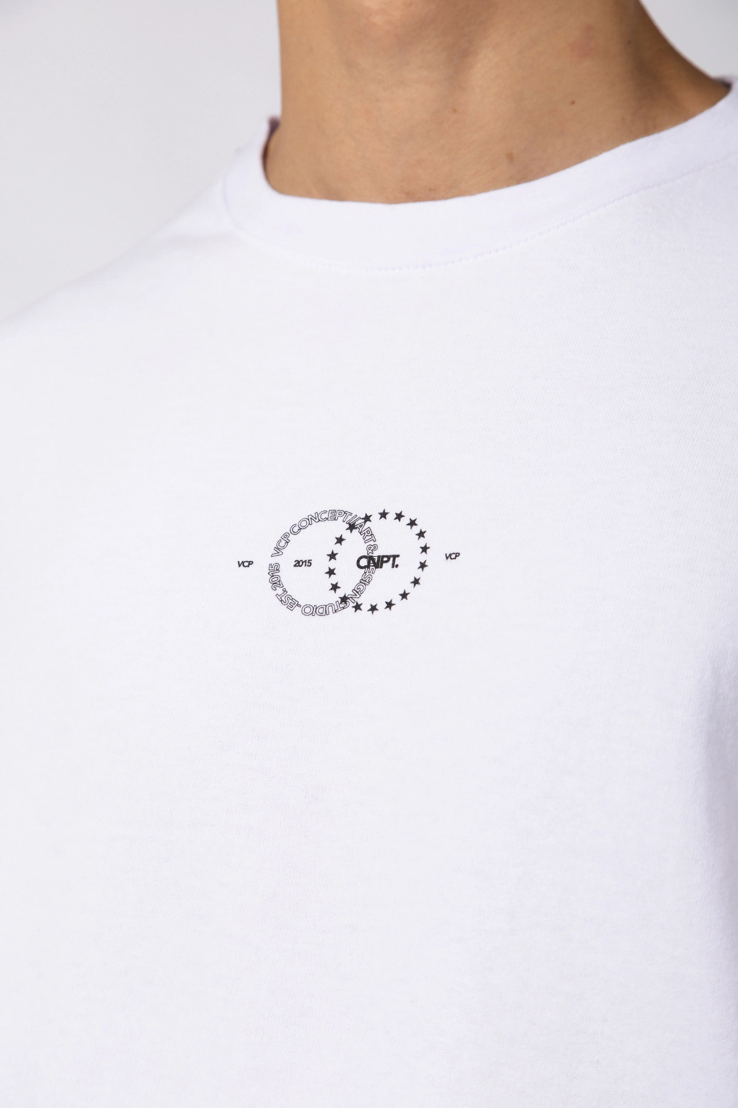 Remera Boxy Berry Blanca - Image 3