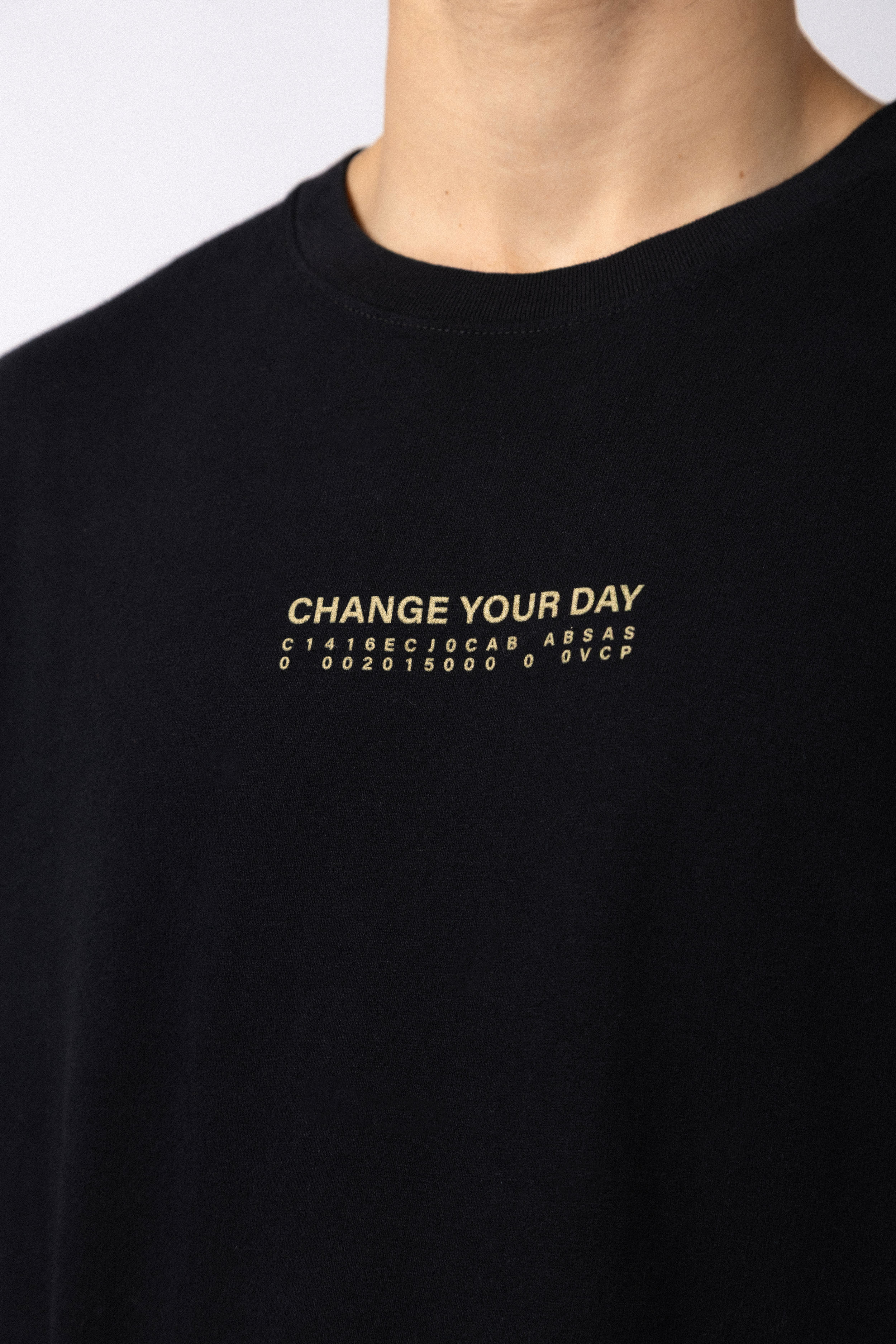 Remera Boxy Change Negra - Image 6