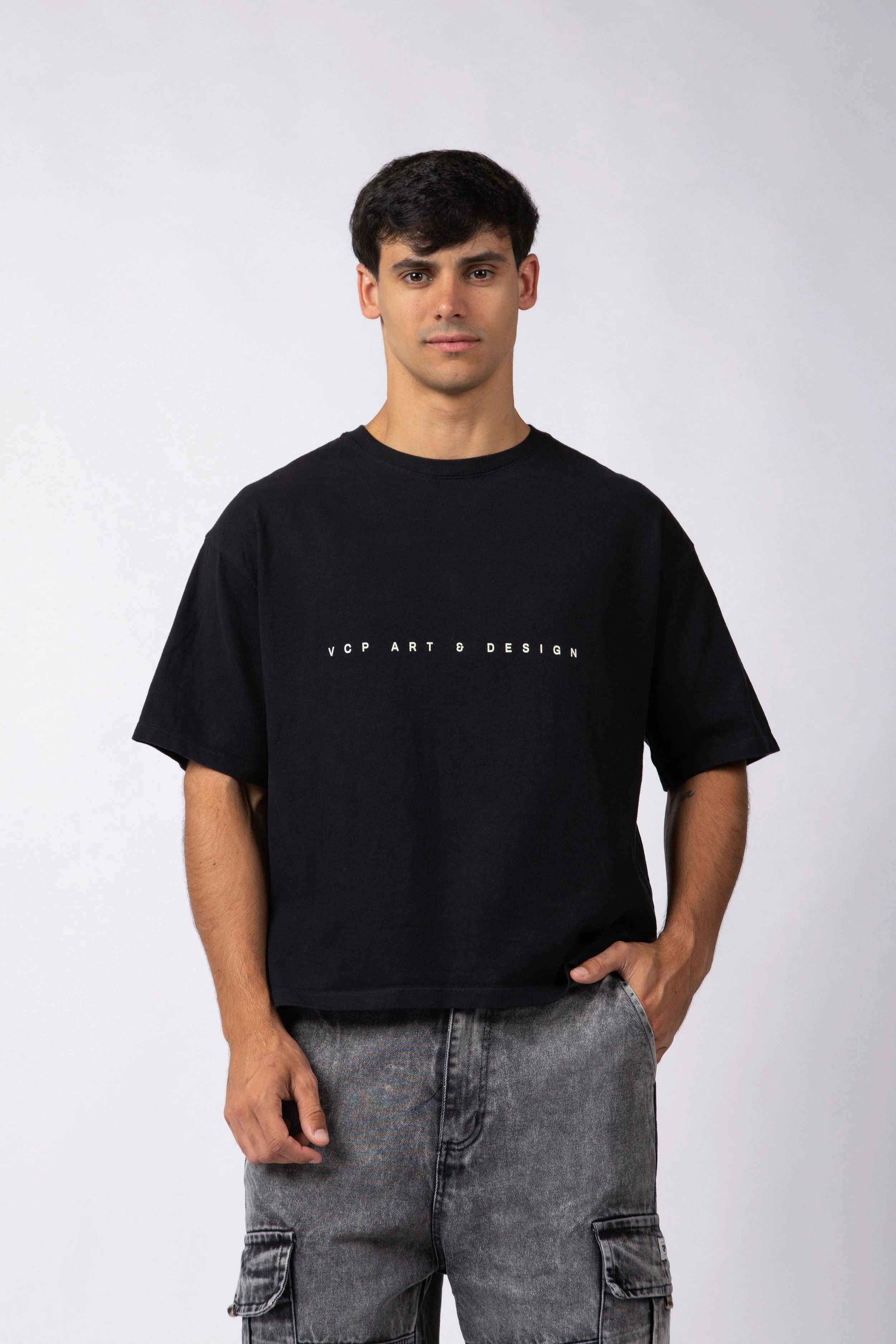 Remera Boxy Invisible Negra - Image 4