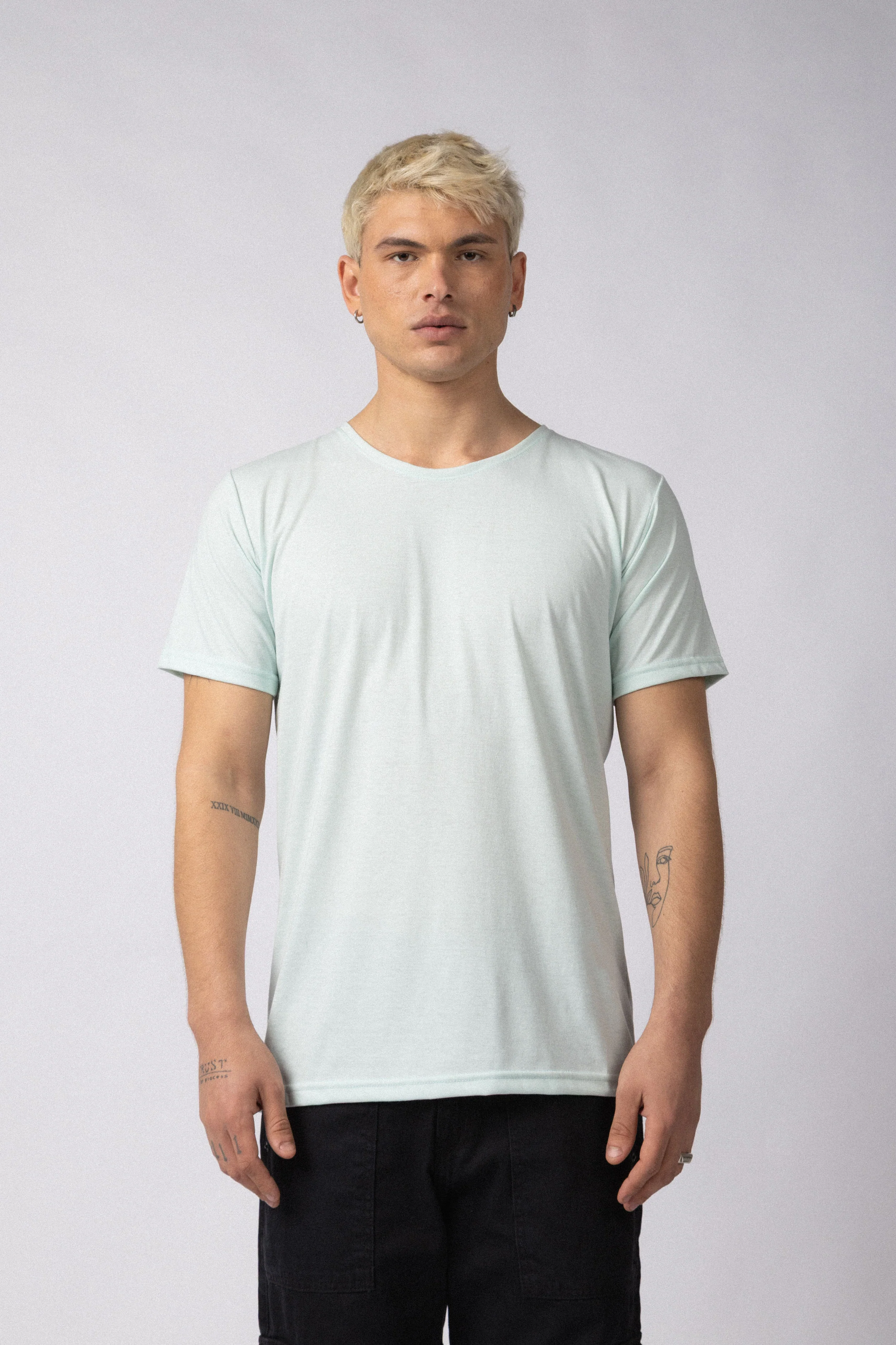 Remera Classic Celeste