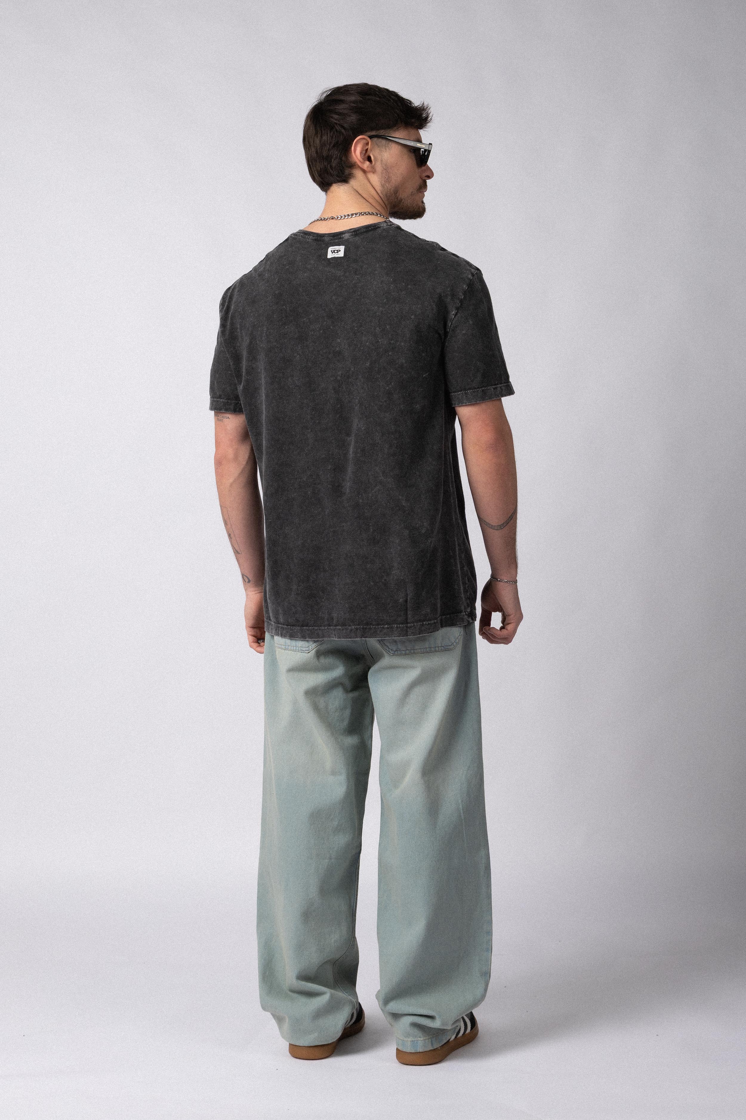 Remera Darby Negra - Image 3