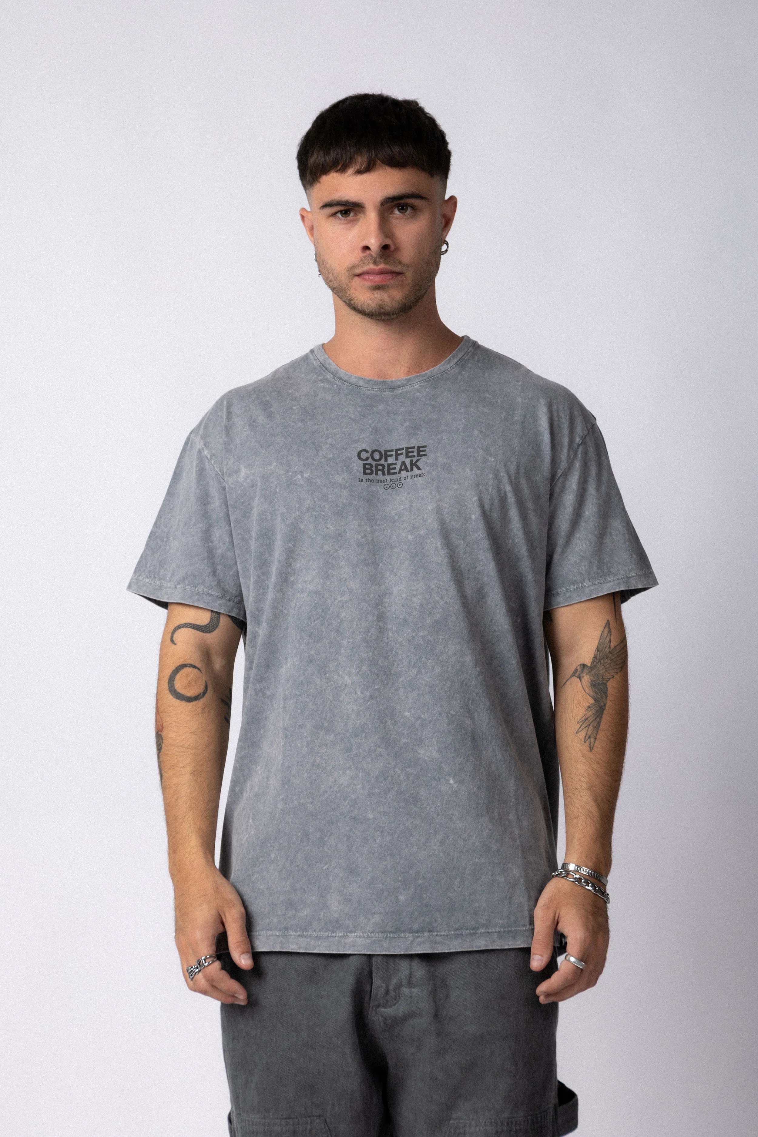 Remera DB Coffee Gris - Image 4