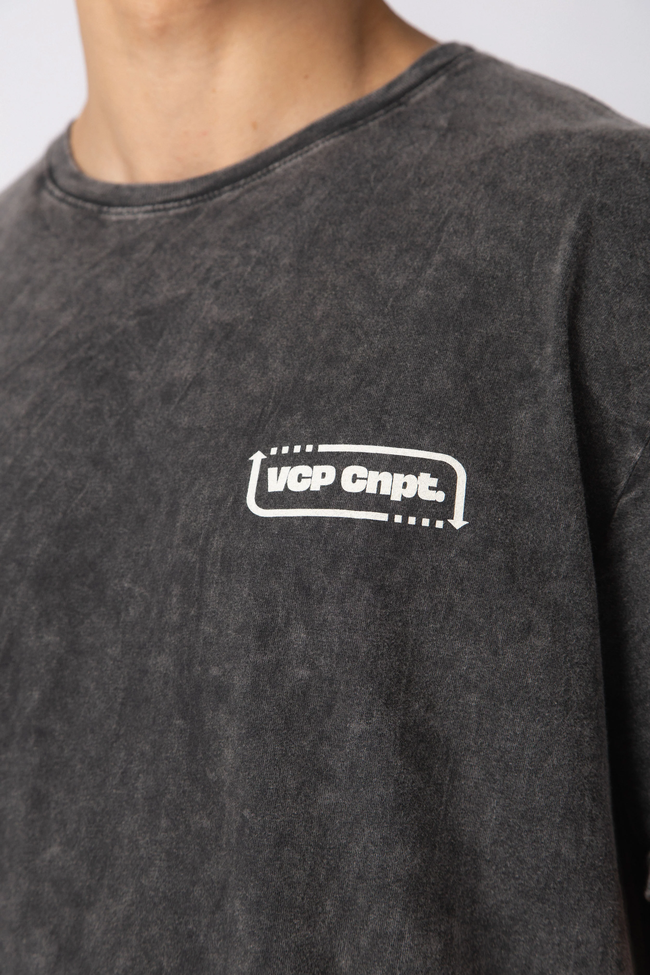Remera DB Frame Negra - Image 3