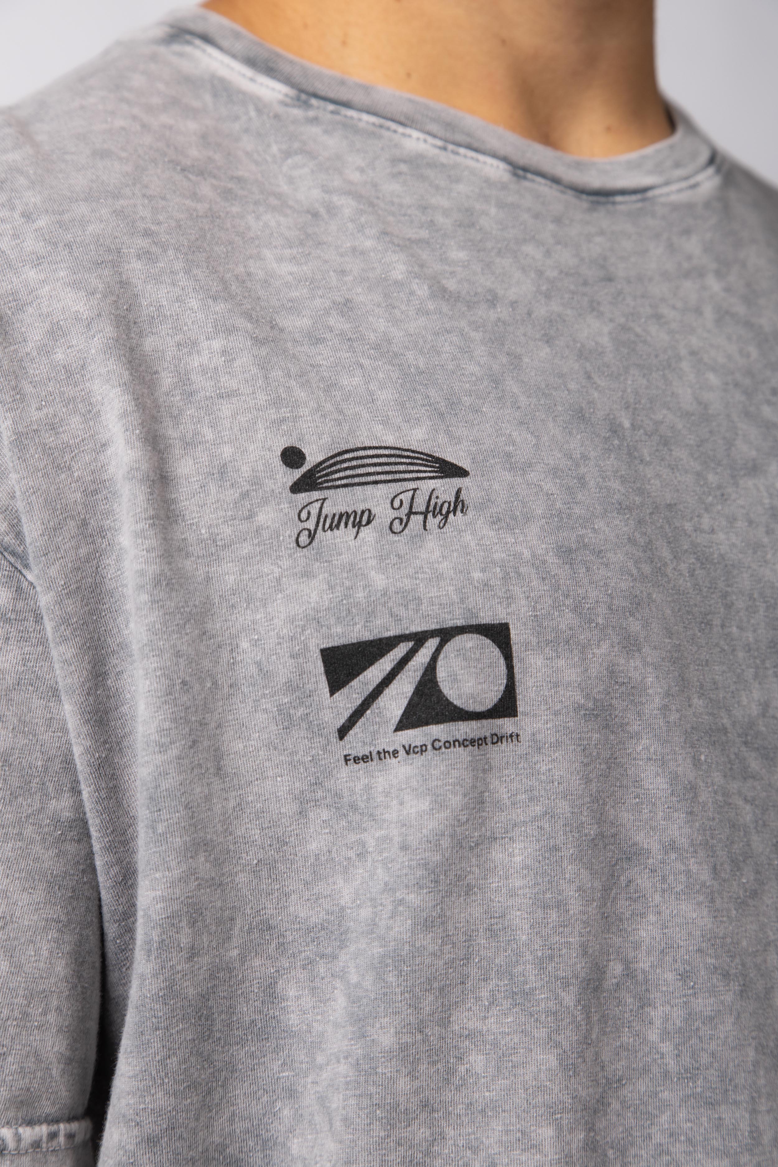 Remera DB Jump Gris - Image 3