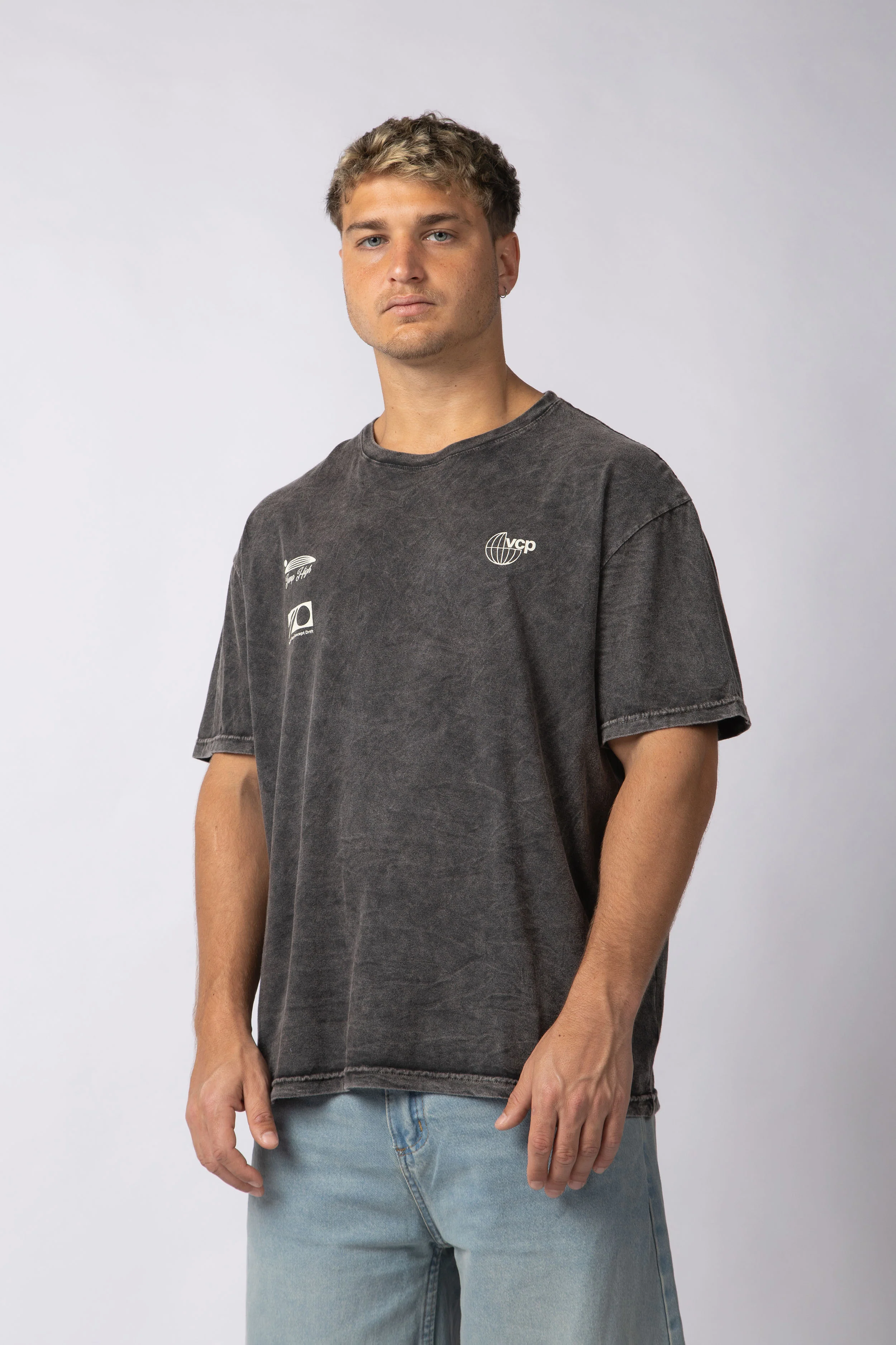 Remera DB Jump Negra - Image 2