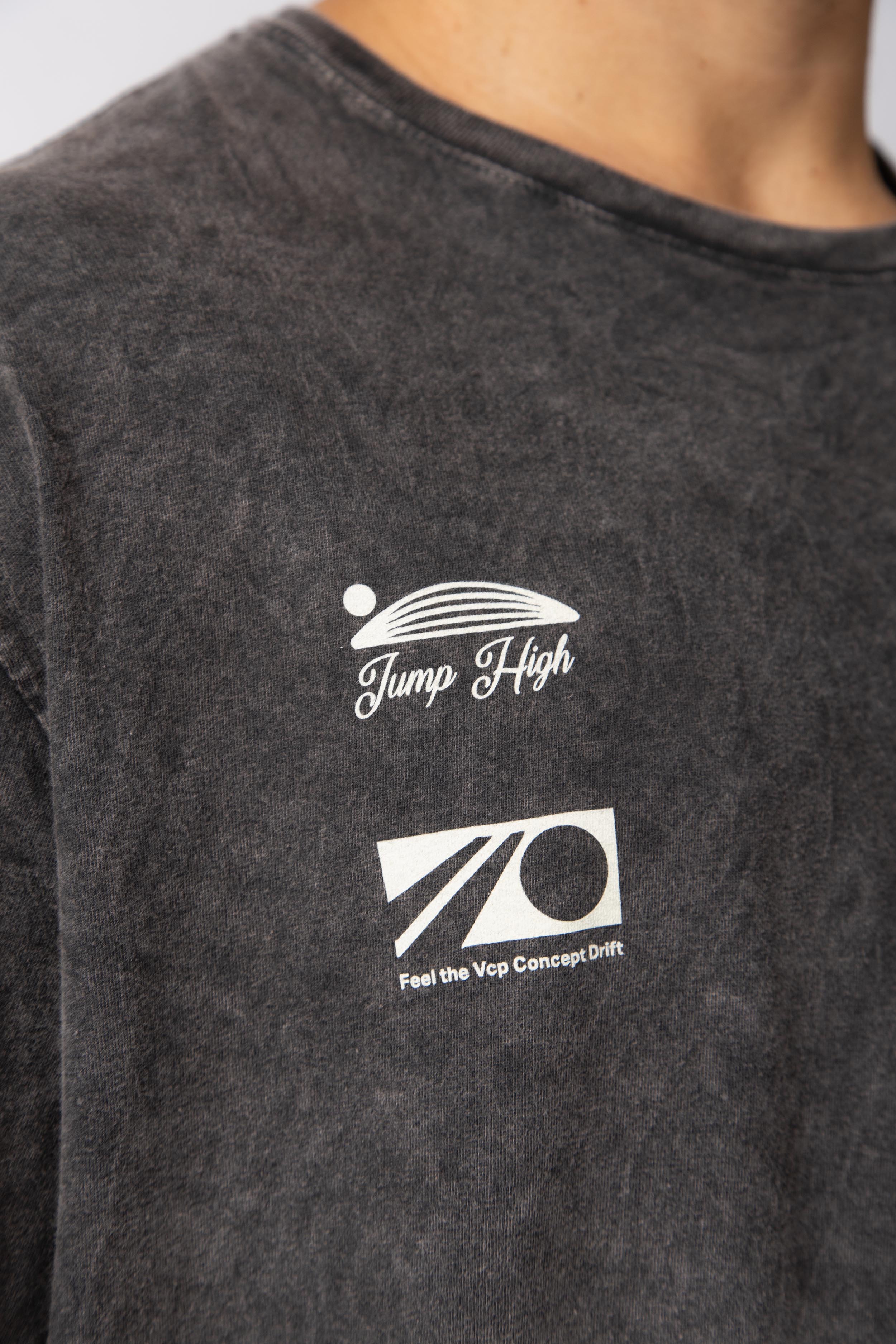 Remera DB Jump Negra - Image 3