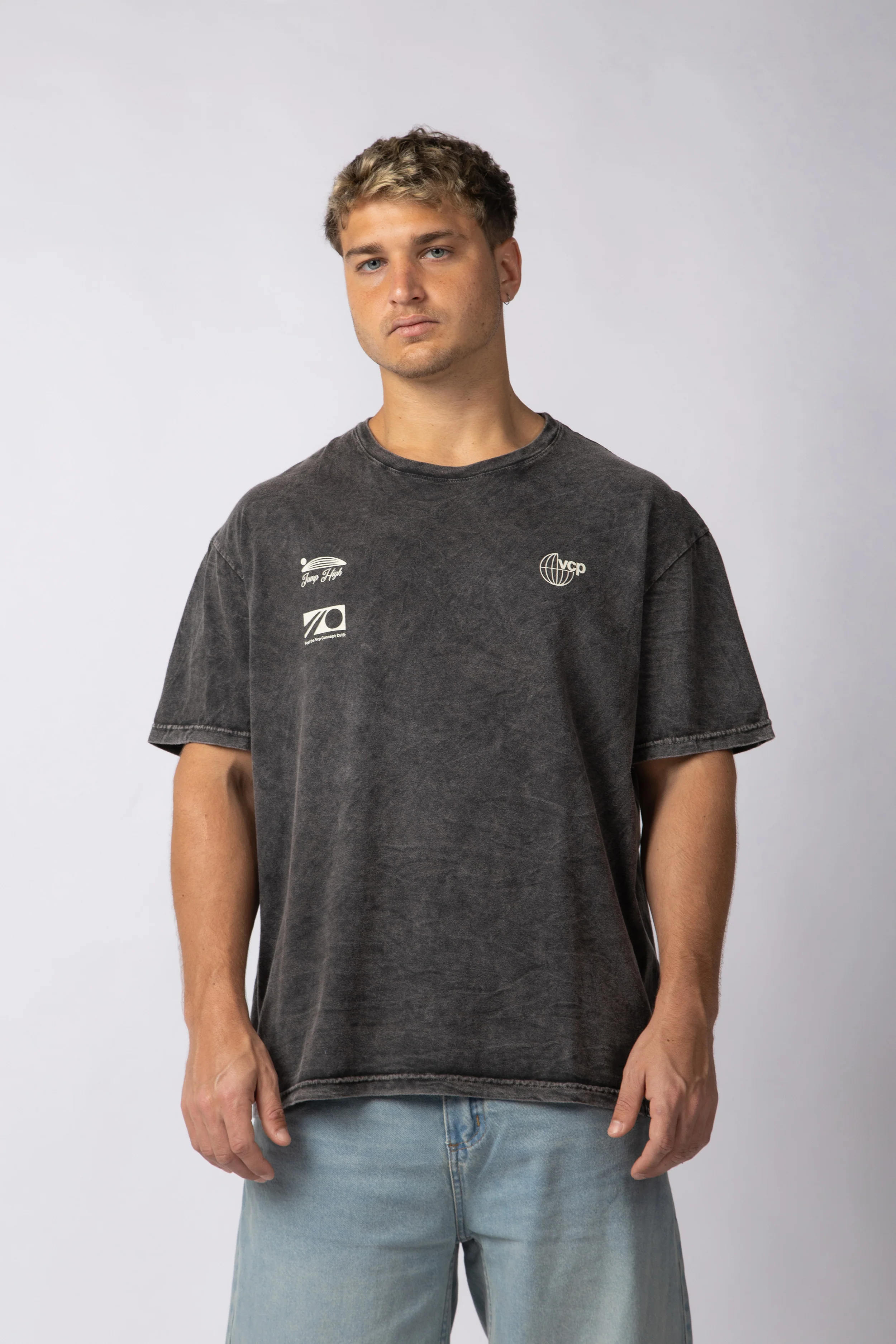 Remera DB Jump Negra - Image 6