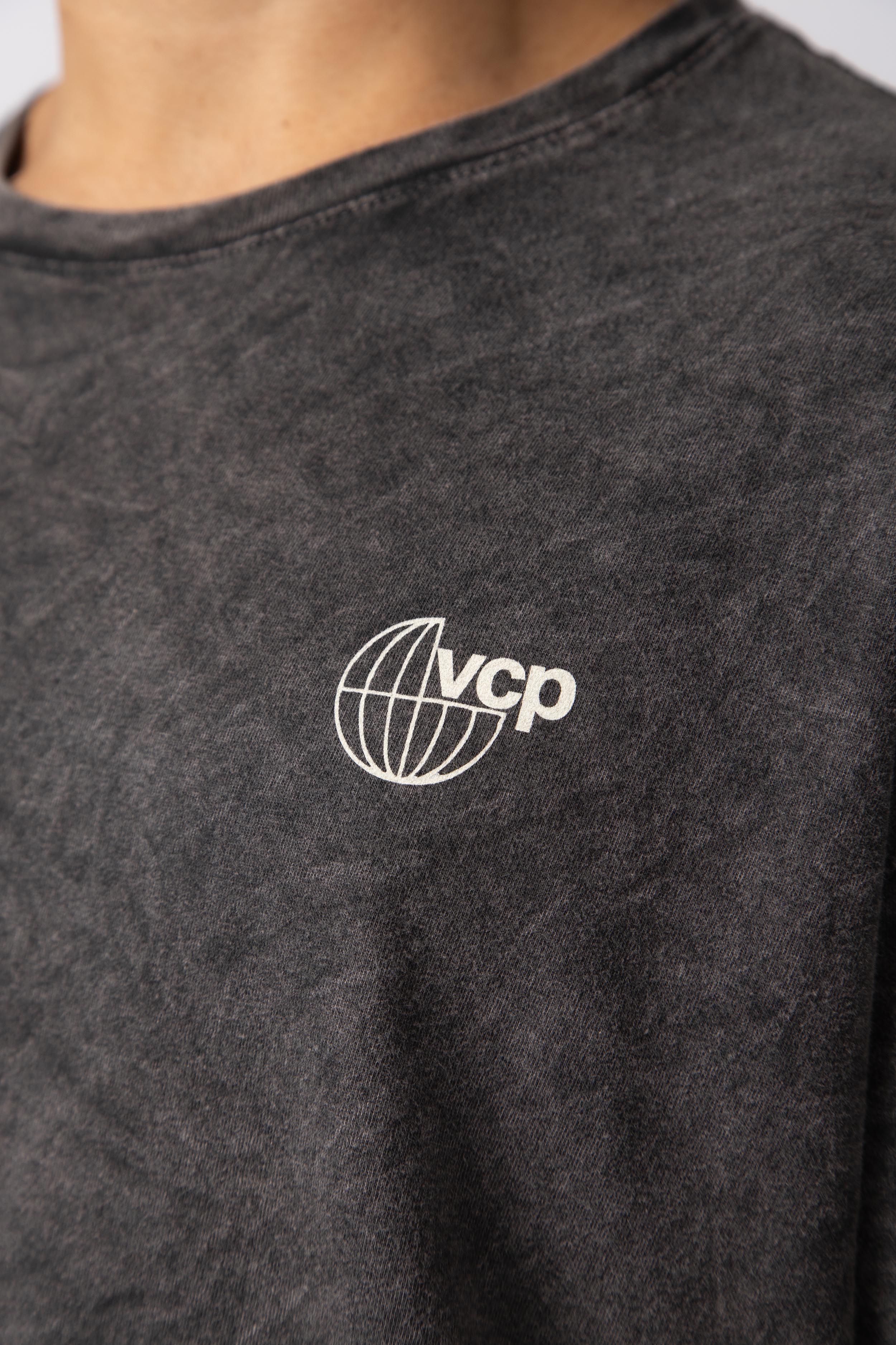 Remera DB Jump Negra - Image 7