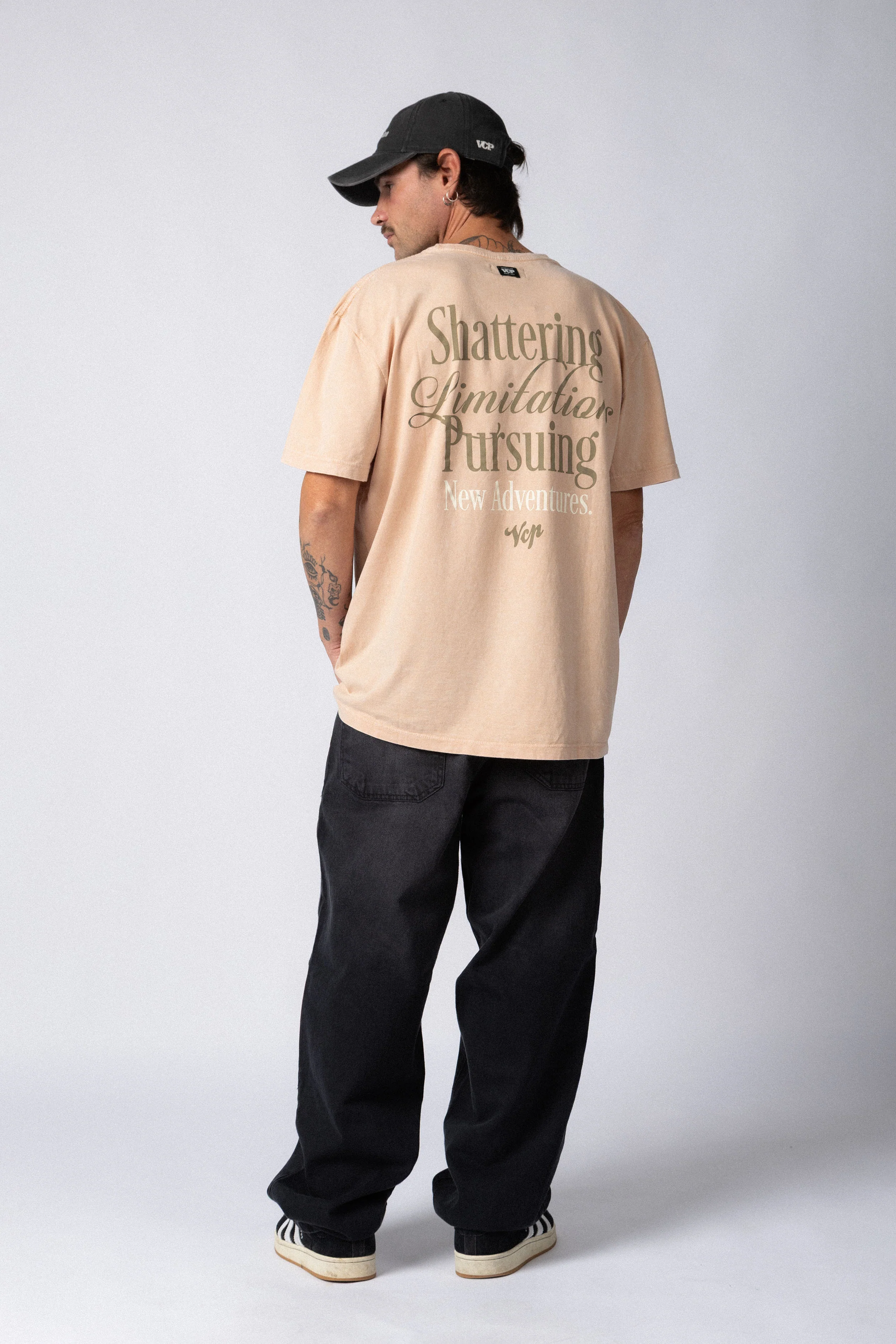 Remera DB Shatter Beige - Image 5