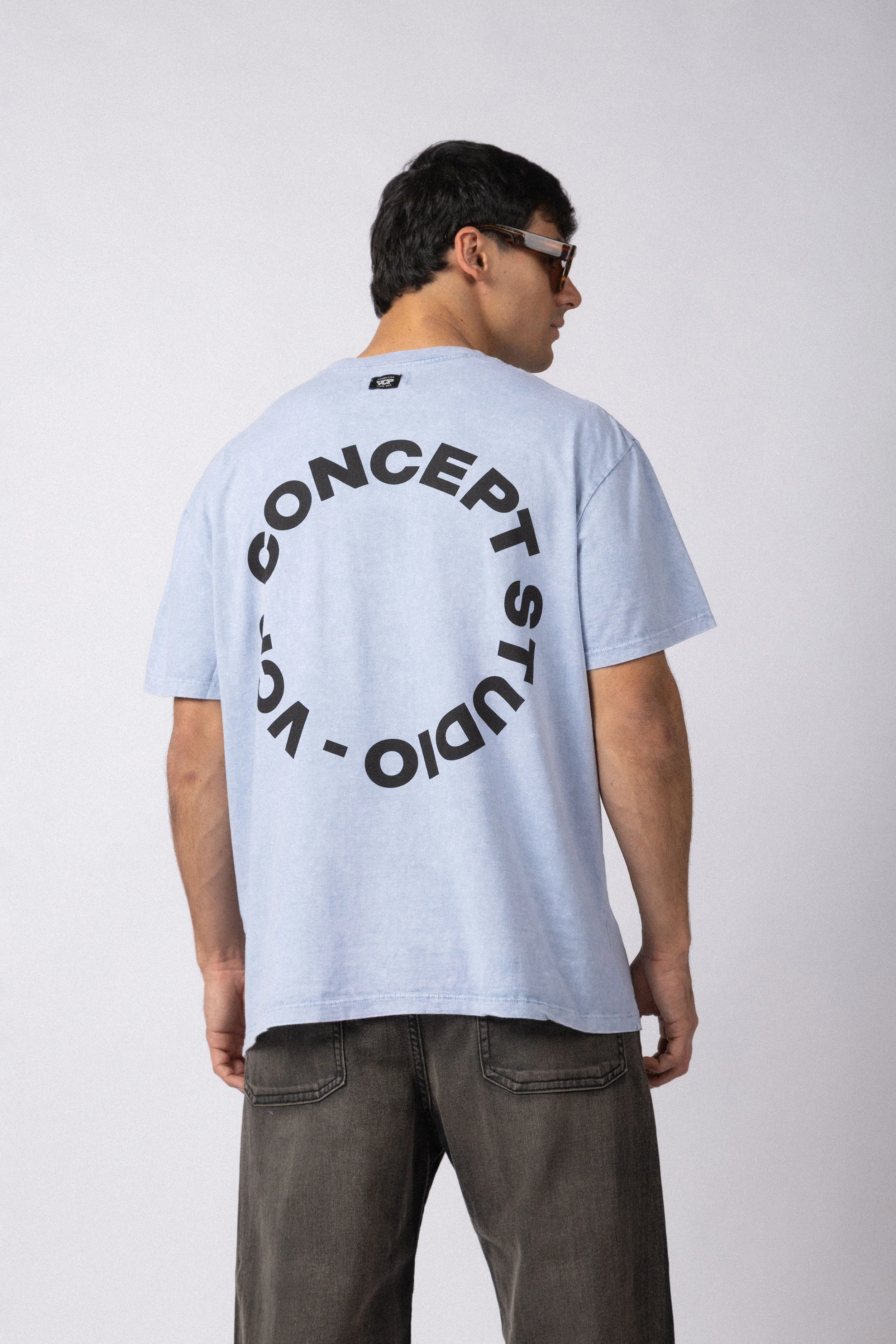 Remera DB Type Celeste - Image 2