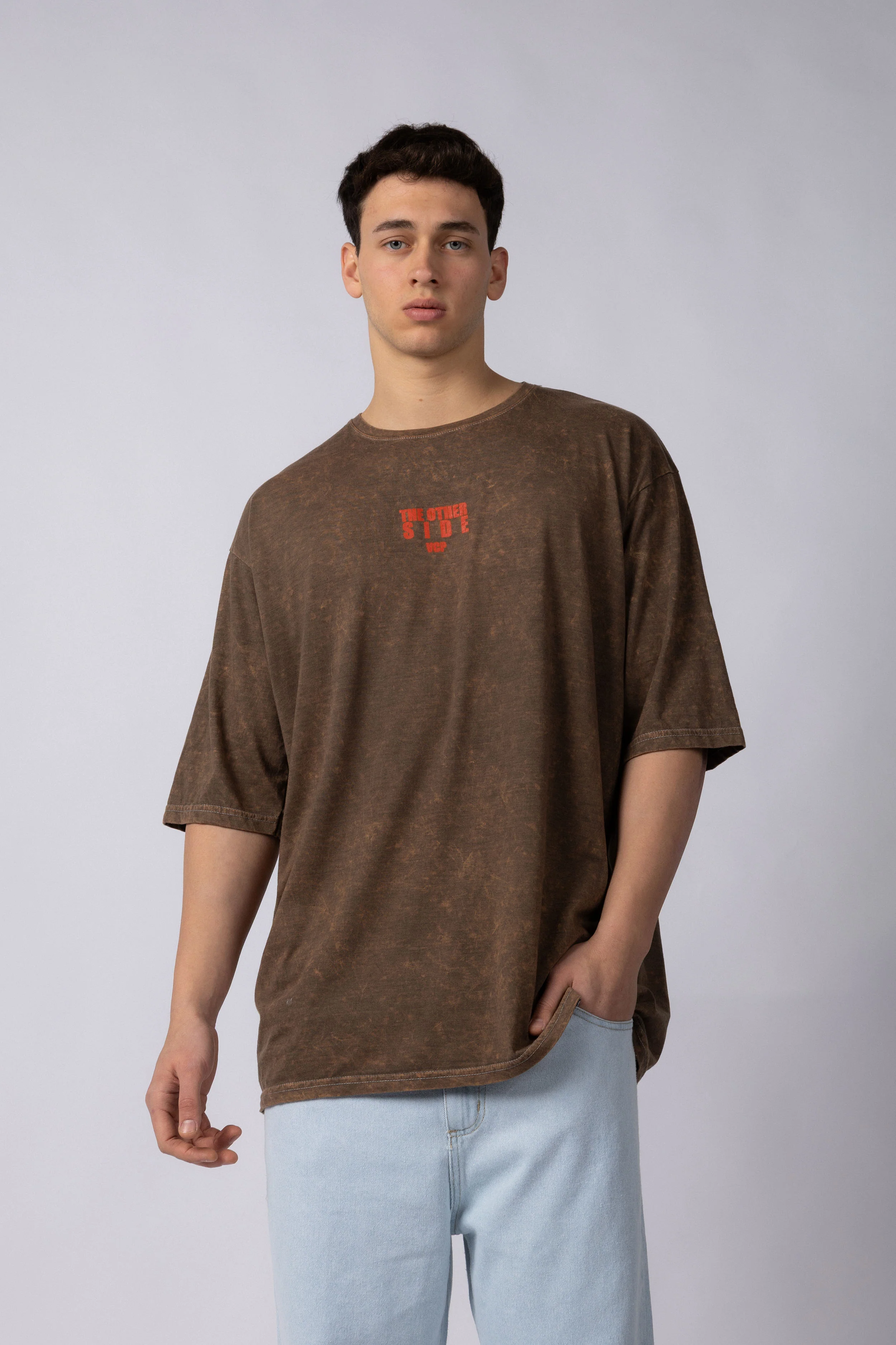 Remera GB Hand Choco - Image 4