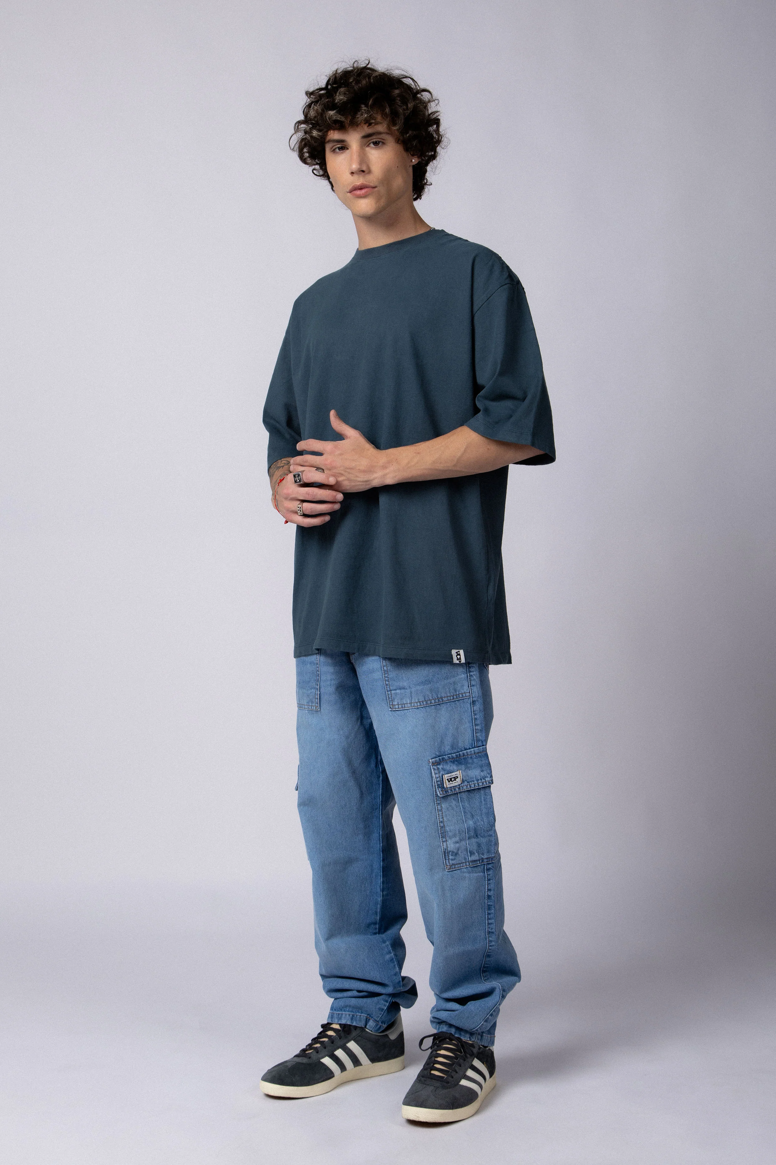 Remera Over Carl Navy - Image 3