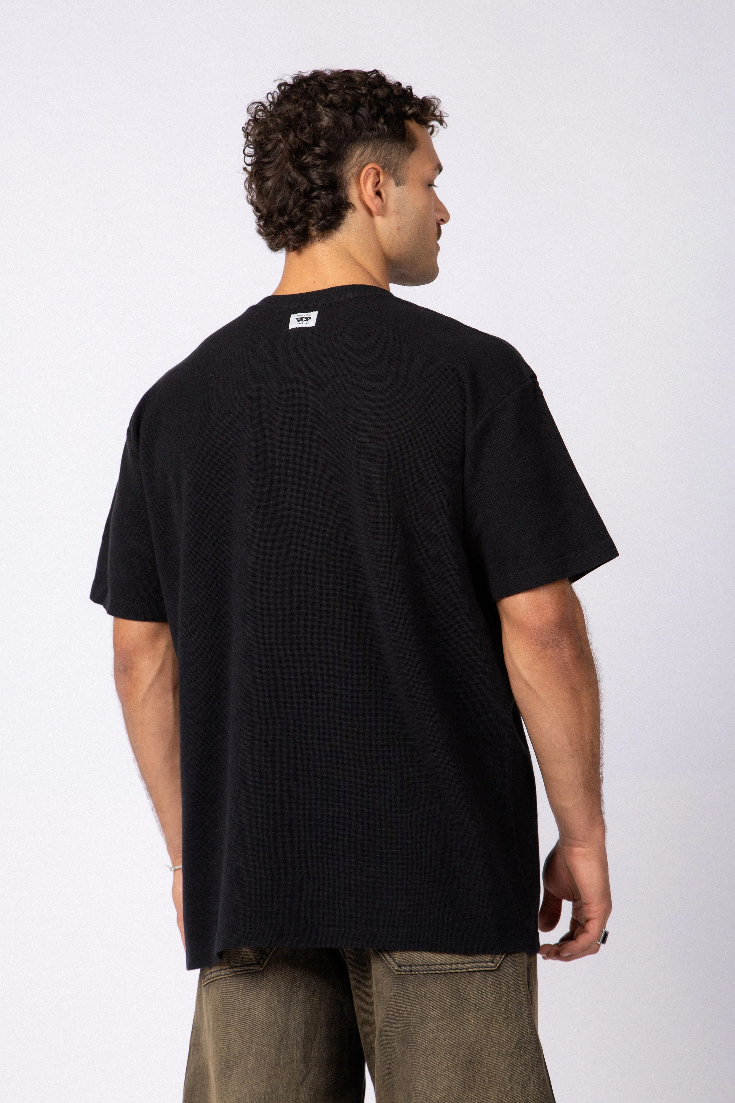 Remera Over Fylo Negra - Image 2