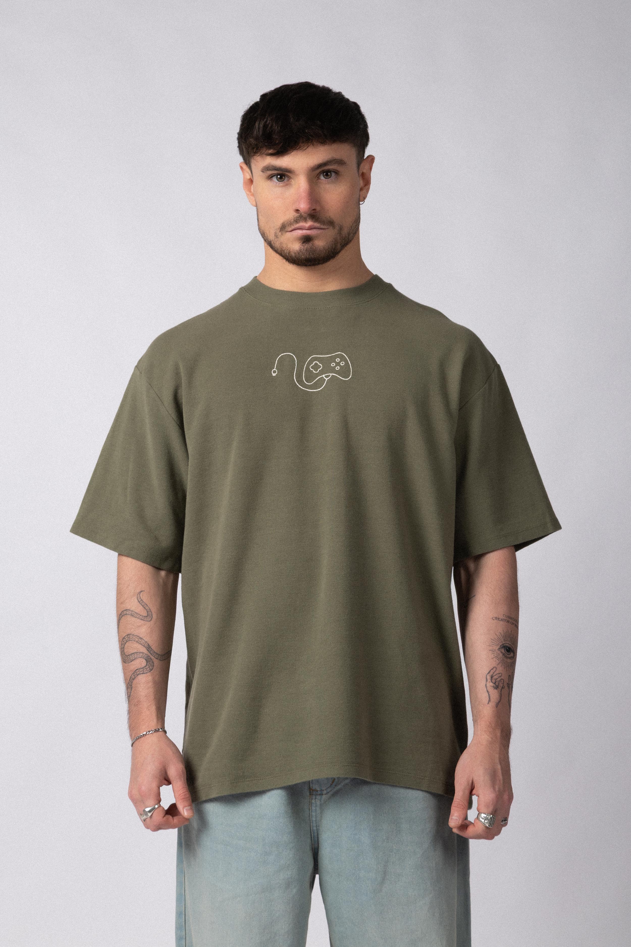 Remera Over Hana Play Militar - Image 3