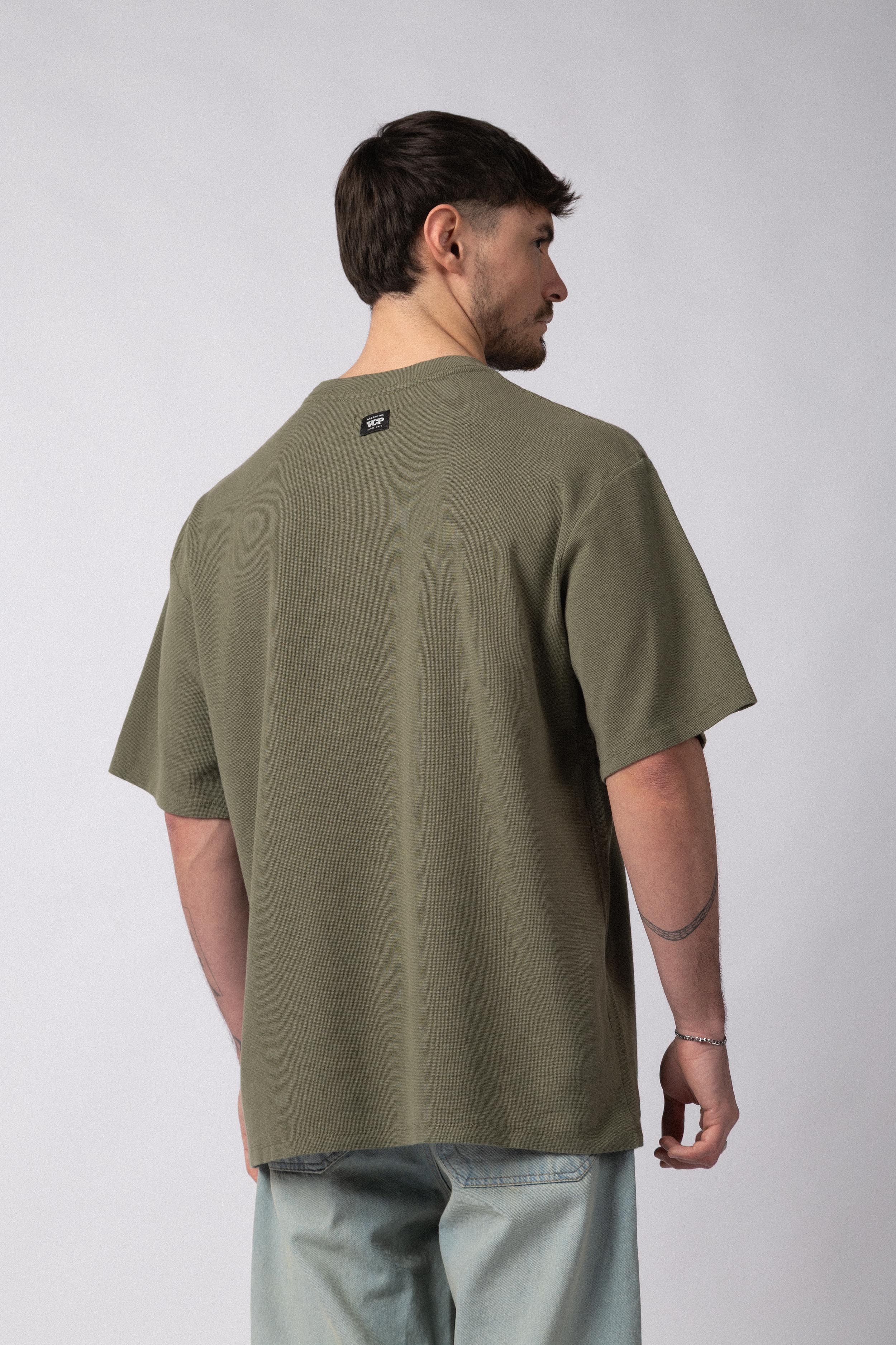 Remera Over Hana Play Militar - Image 4
