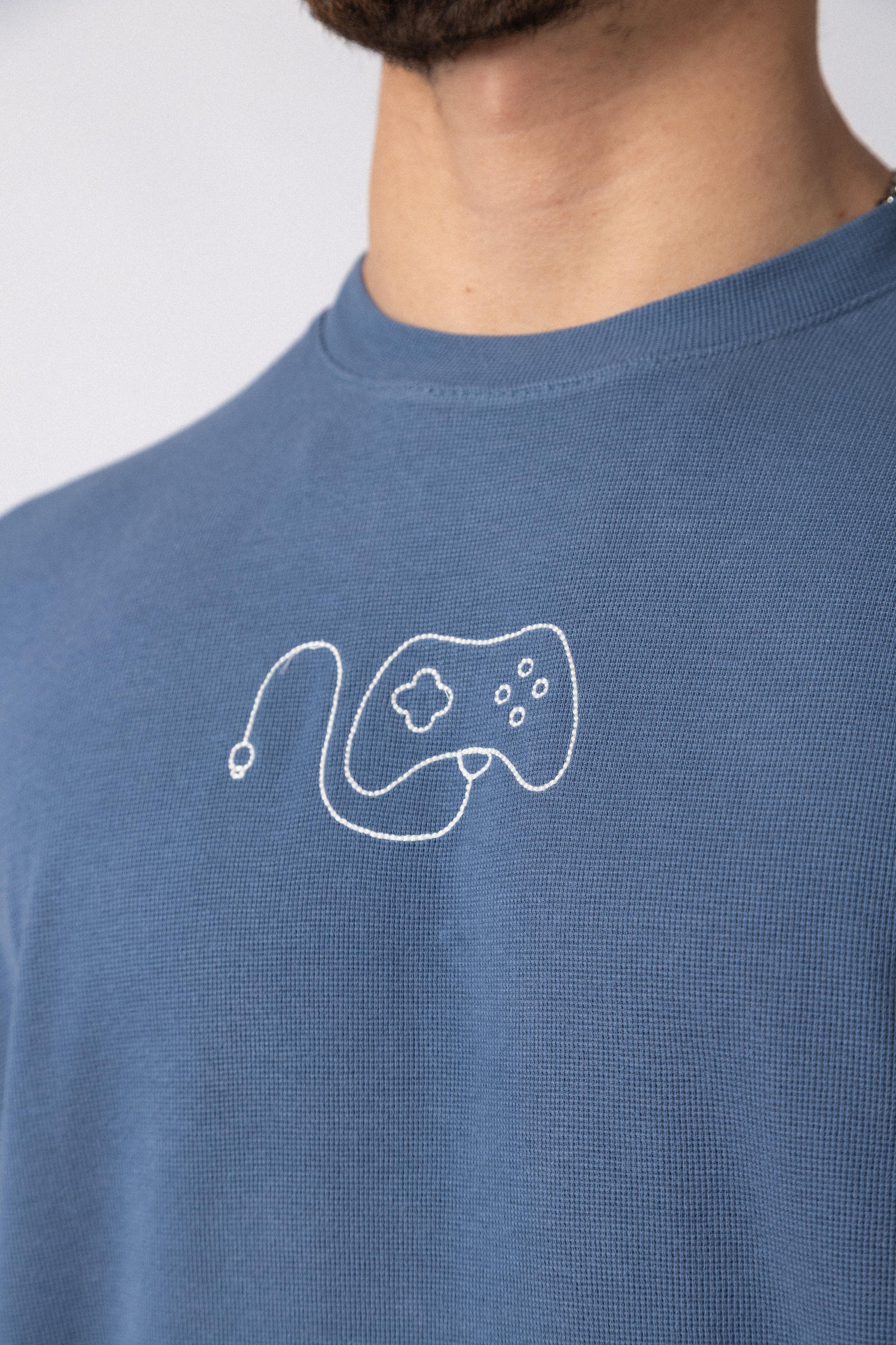 Remera Over Hana Play Navy - Image 6