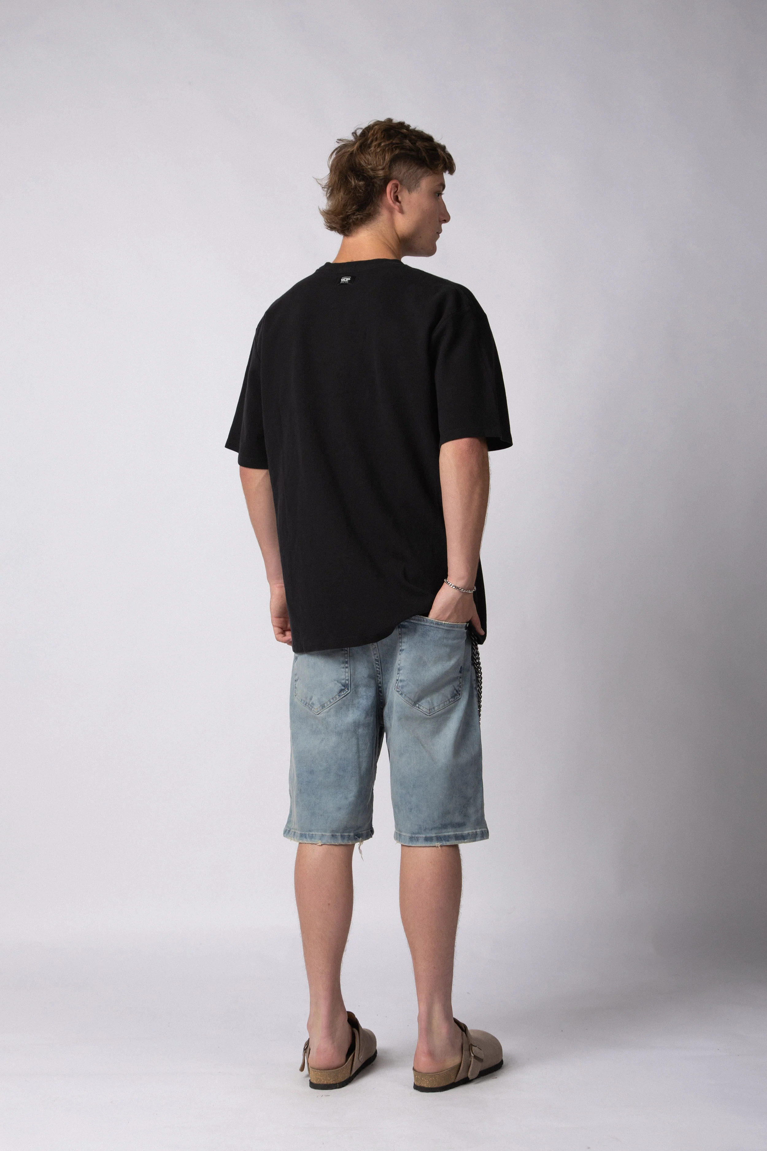 Remera Over Hana Simplify Negra - Image 6