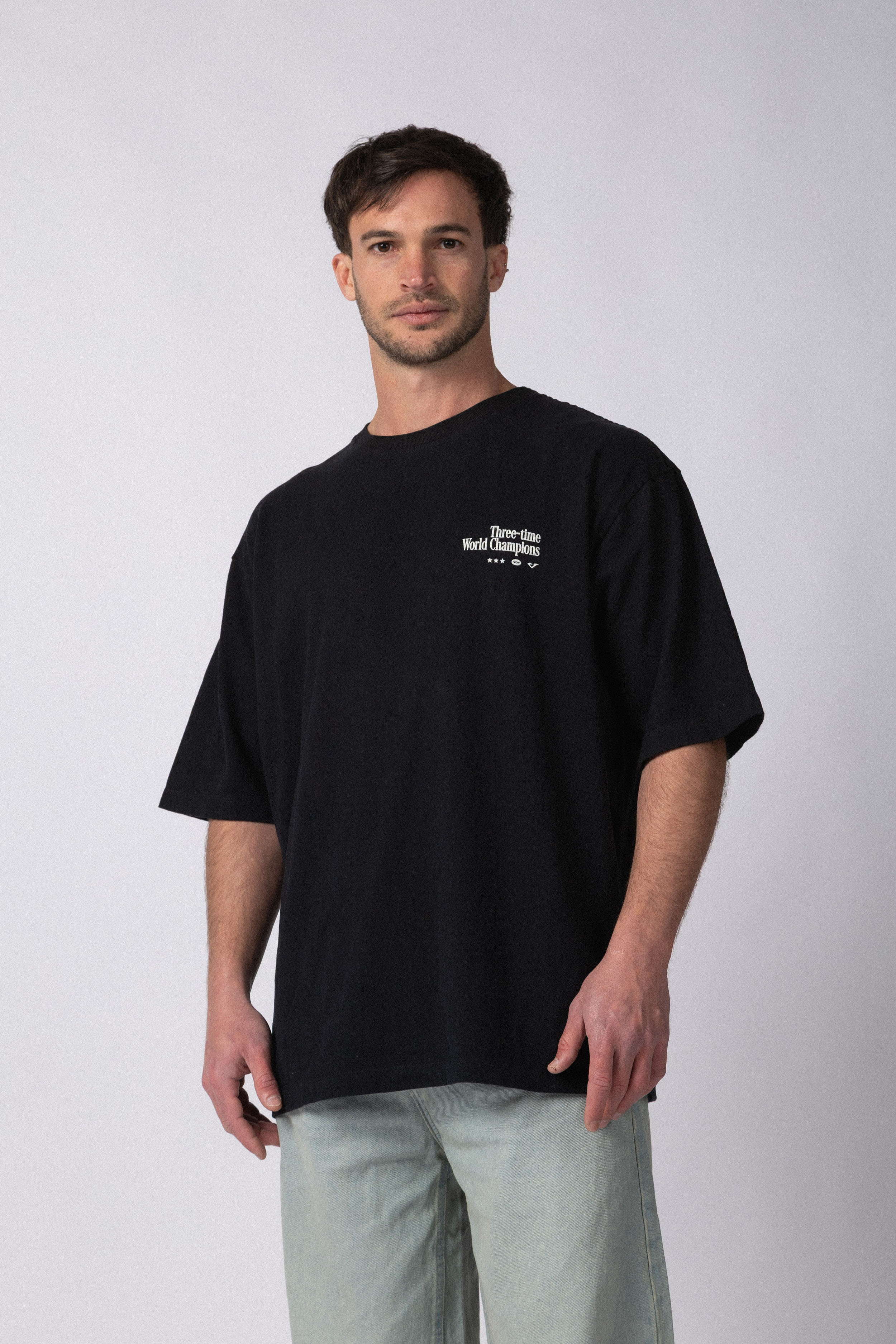 Remera Over Rhy Champ Negra - Image 4