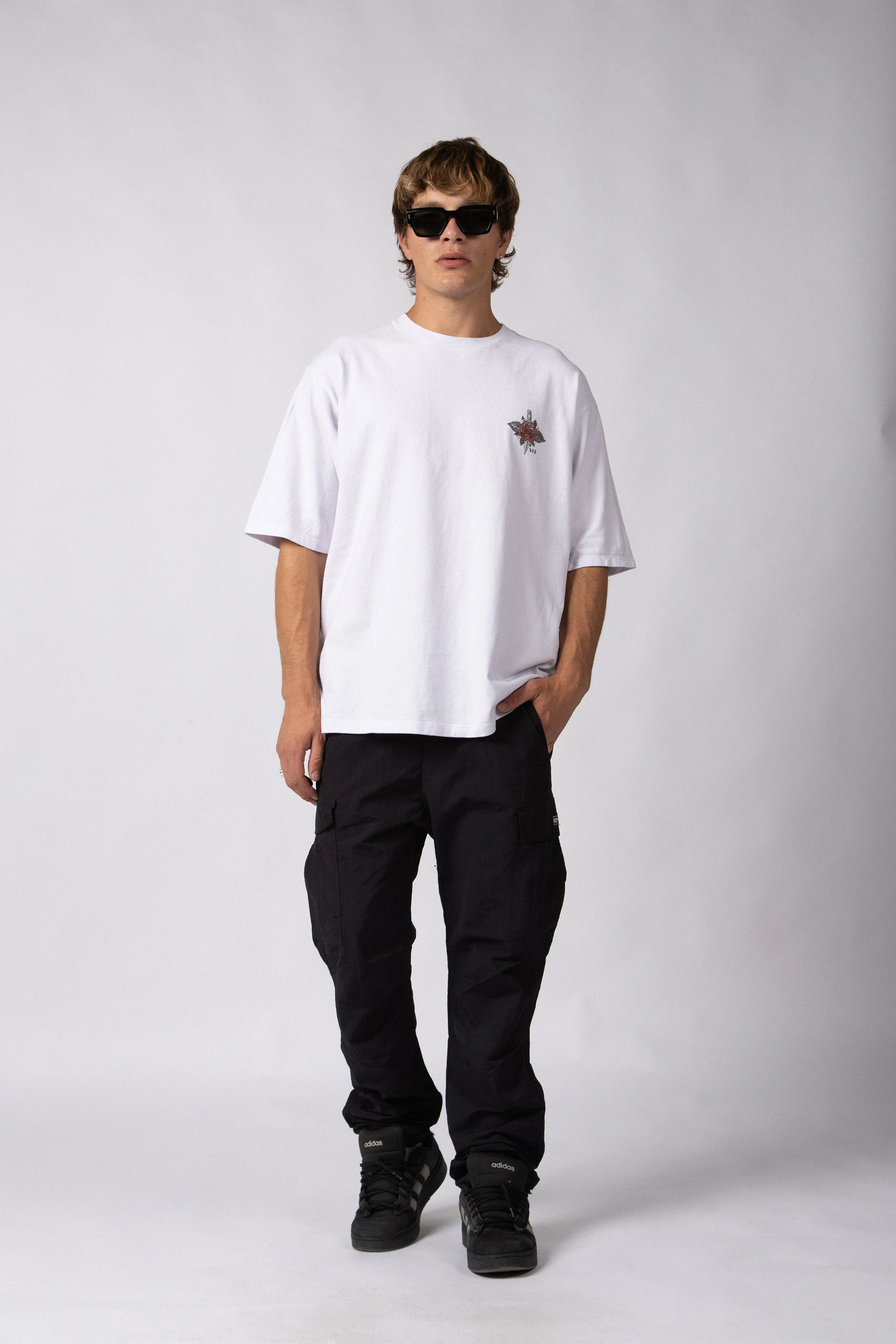 Remera Over Rhy Dead Blanca - Image 4
