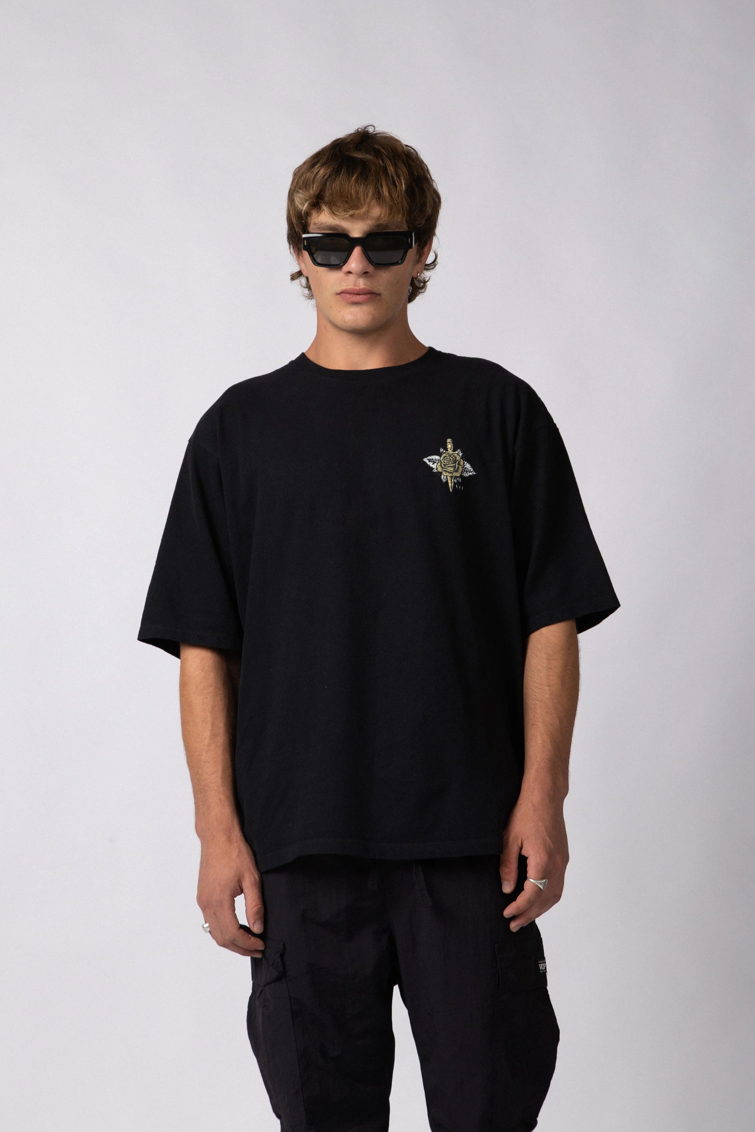 Remera Over Rhy Dead Negra - Image 2