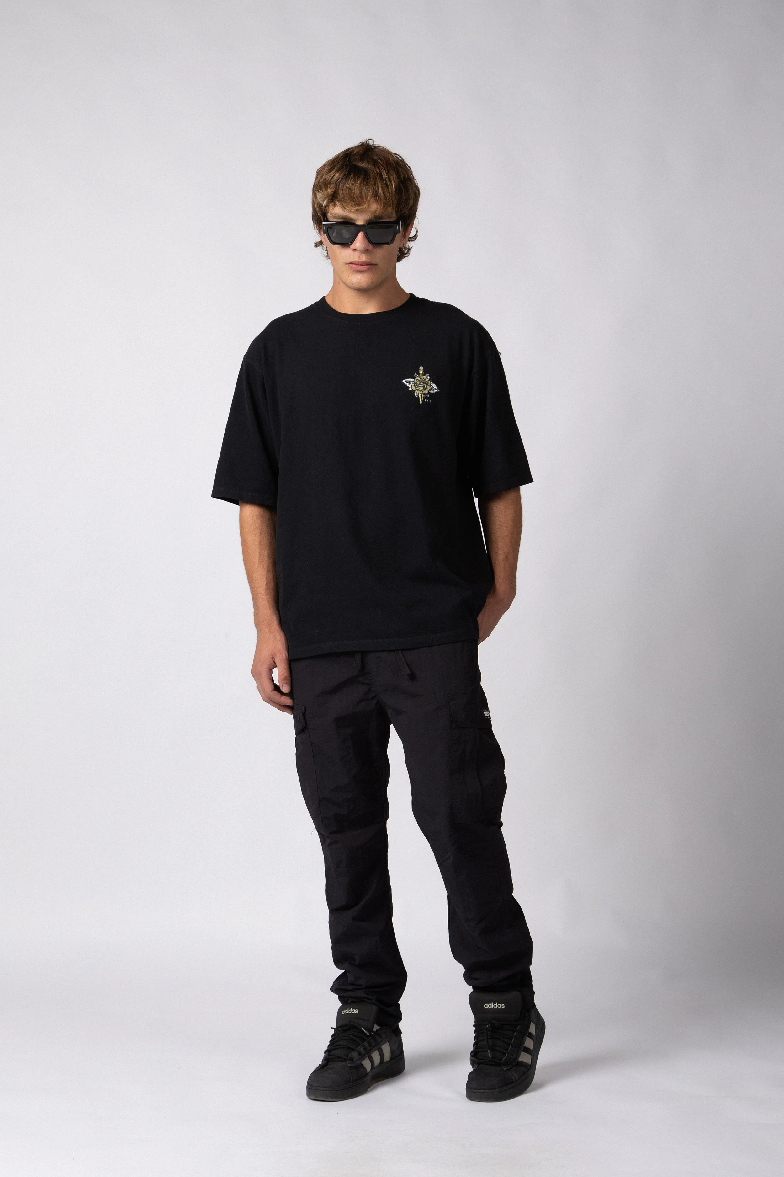 Remera Over Rhy Dead Negra - Image 4