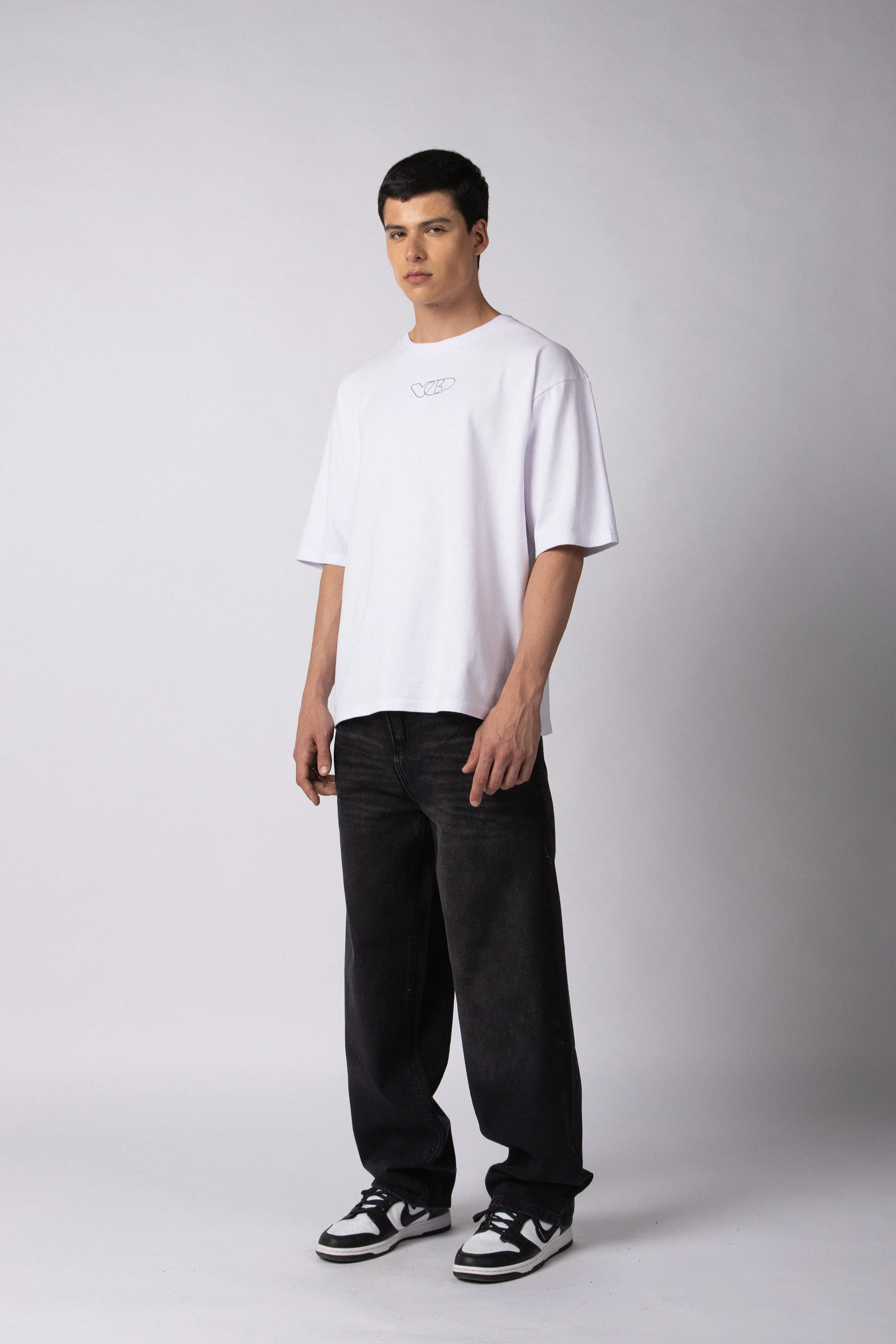 Remera Over Rhy Design Blanca - Image 5