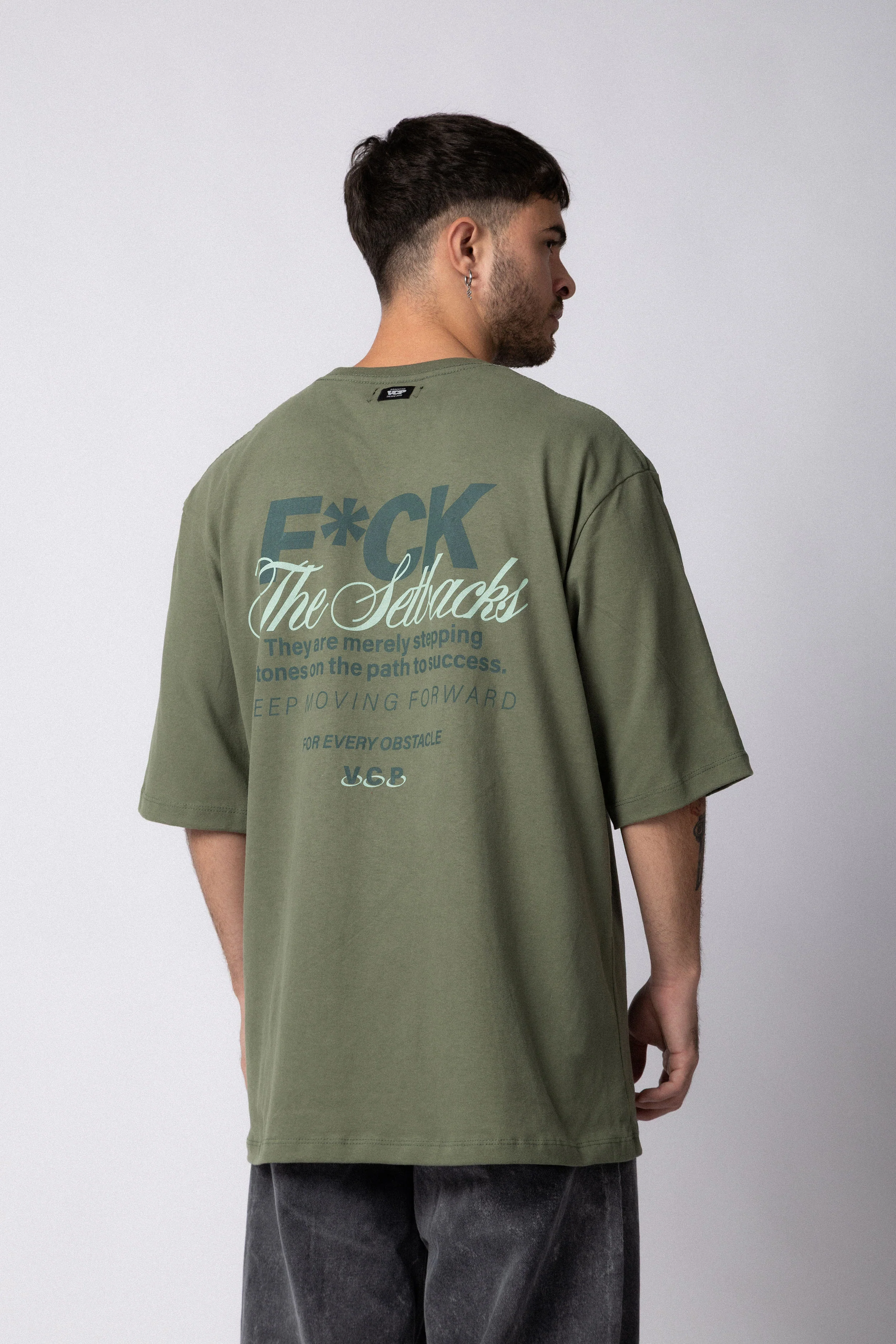 Remera Over Rhy Fuck Militar - Image 2