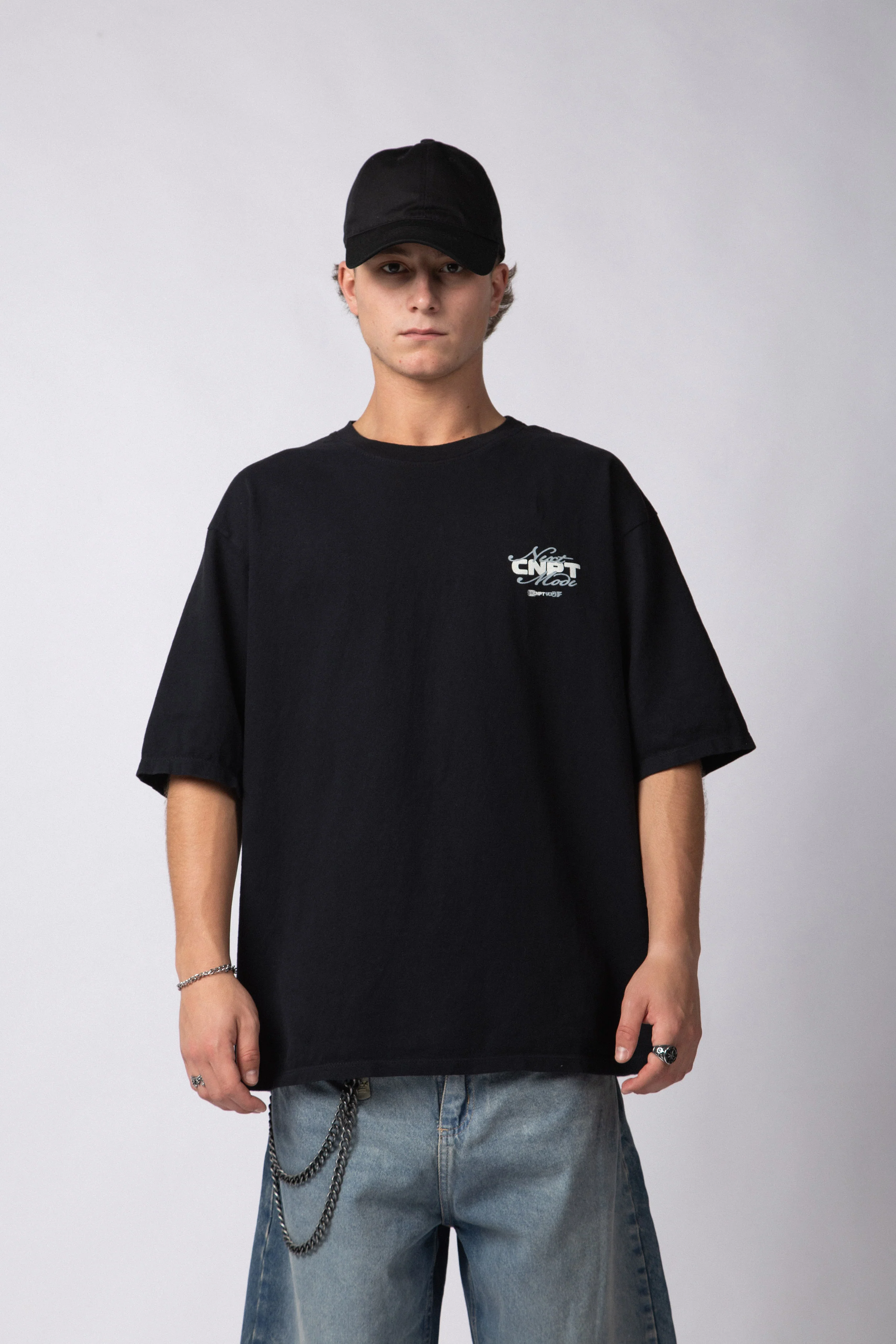 Remera Over Rhy Next Negra - Image 3