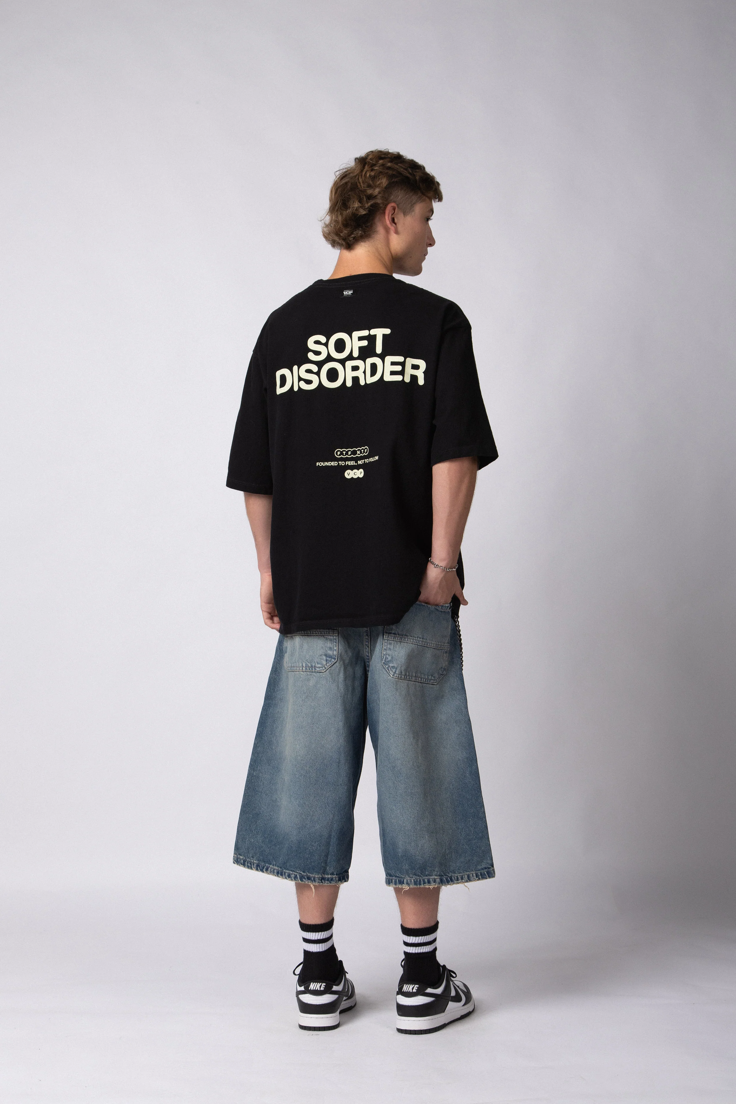Remera Over Rhy Soft Negra - Image 5