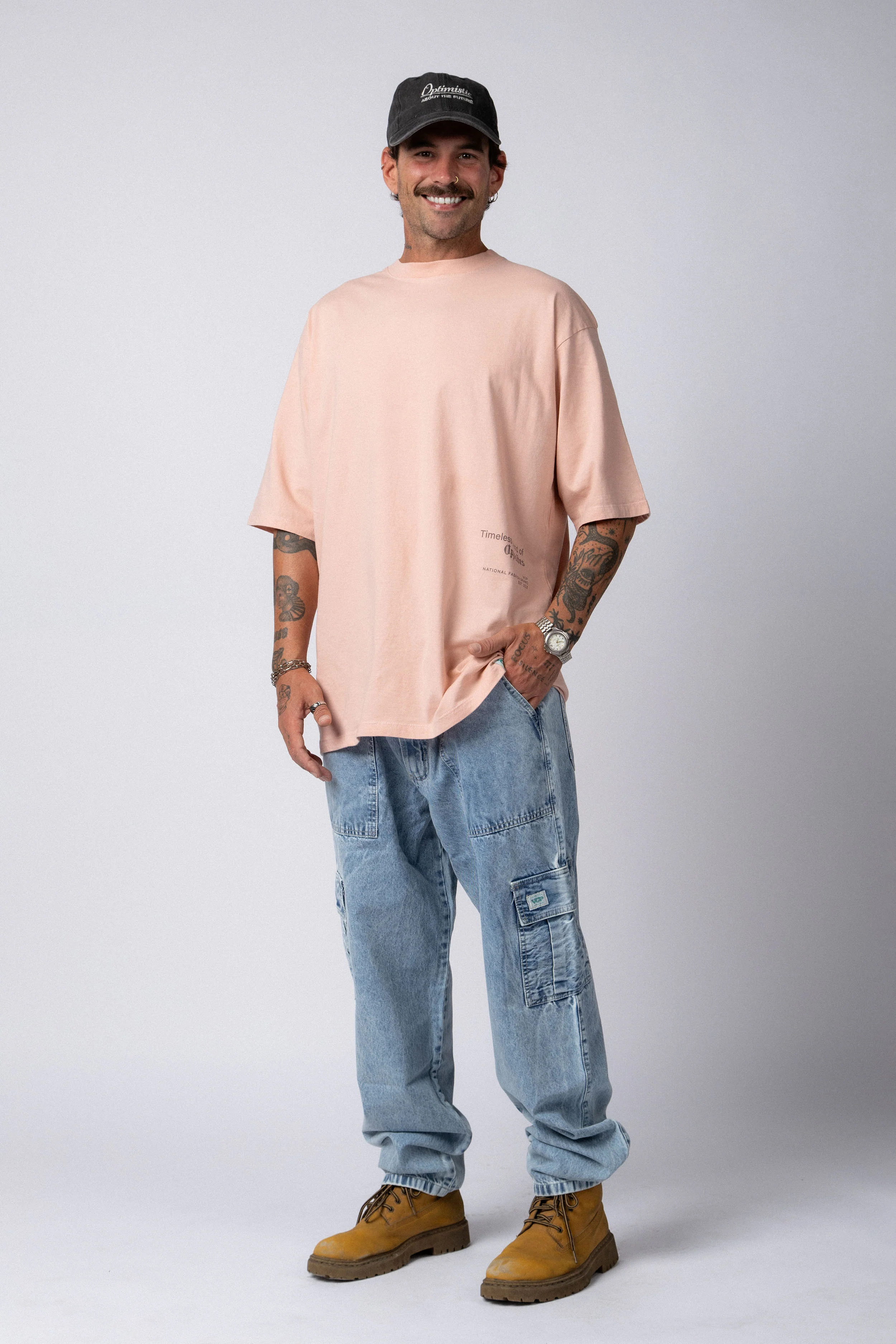 Remera Over Taz Blend Rosa - Image 5