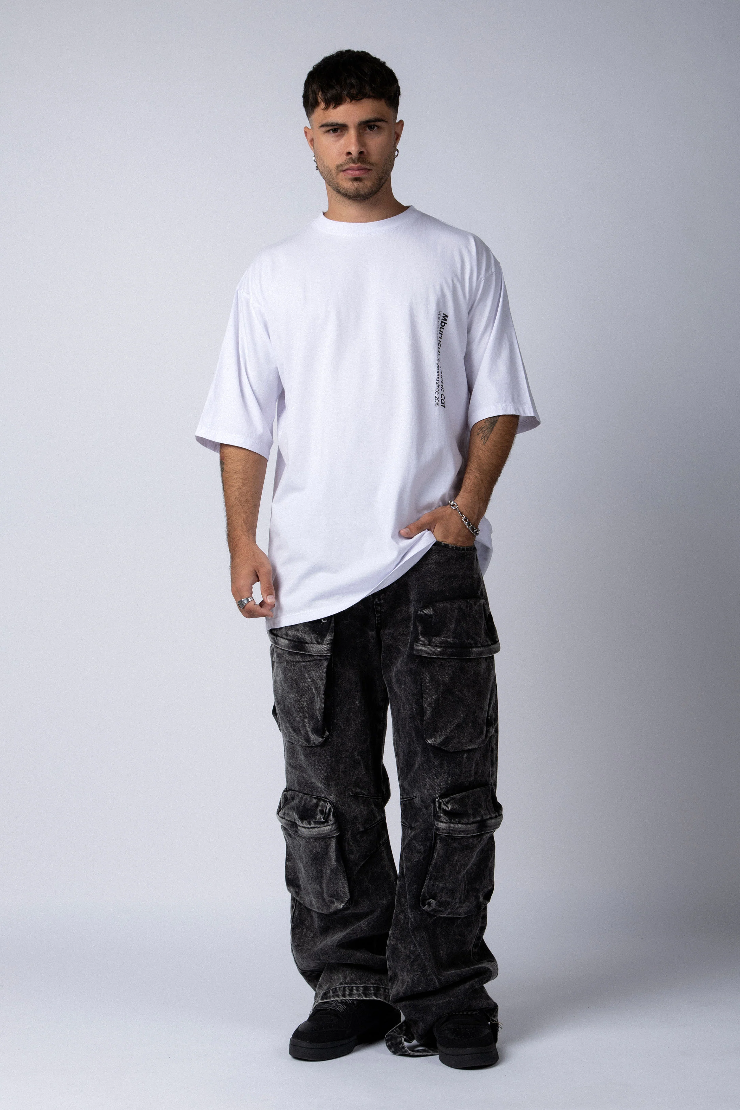Remera Over Taz Michi Blanca - Image 4