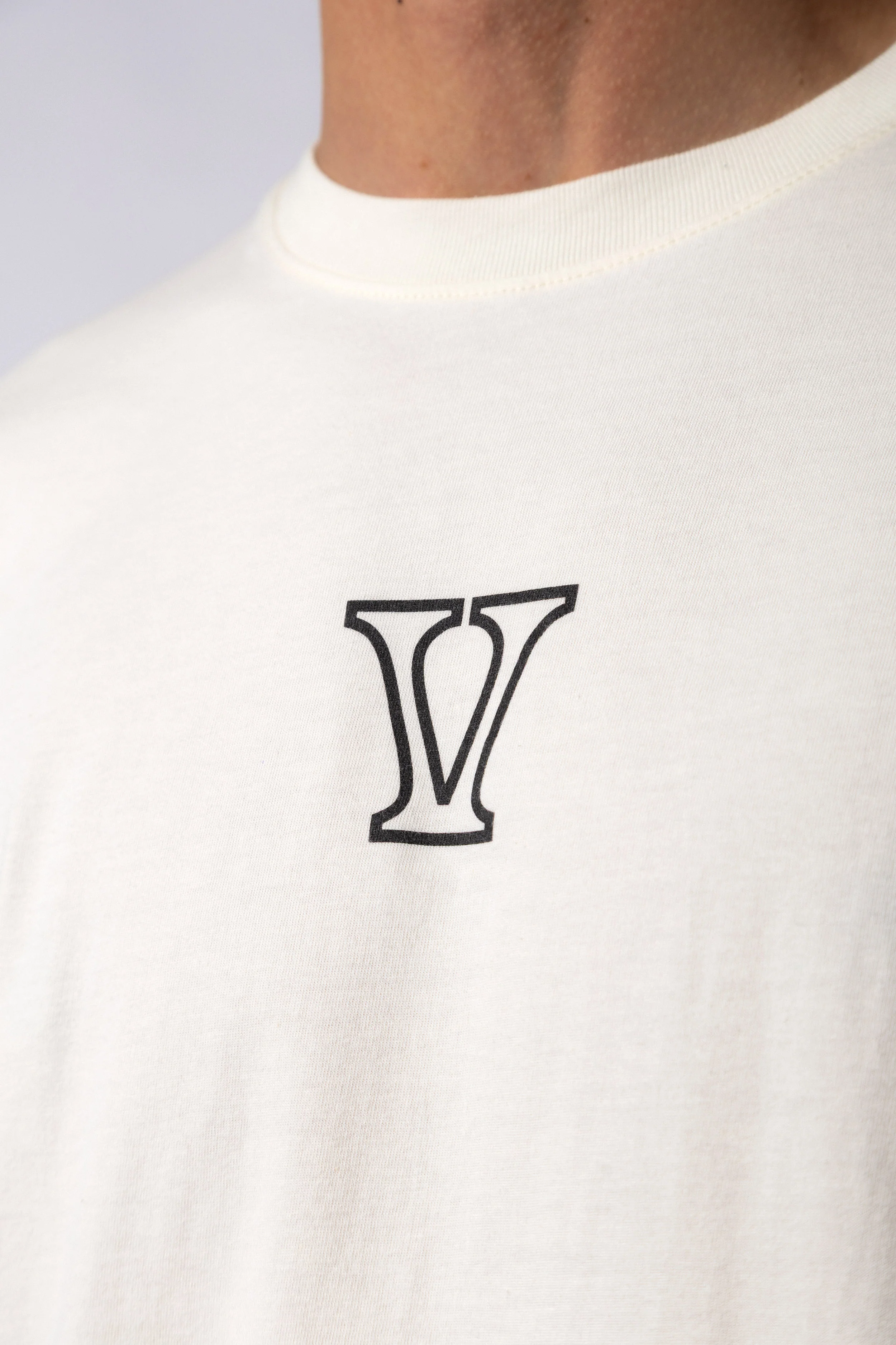 Remera Over Taz Vitality Crudo - Image 3