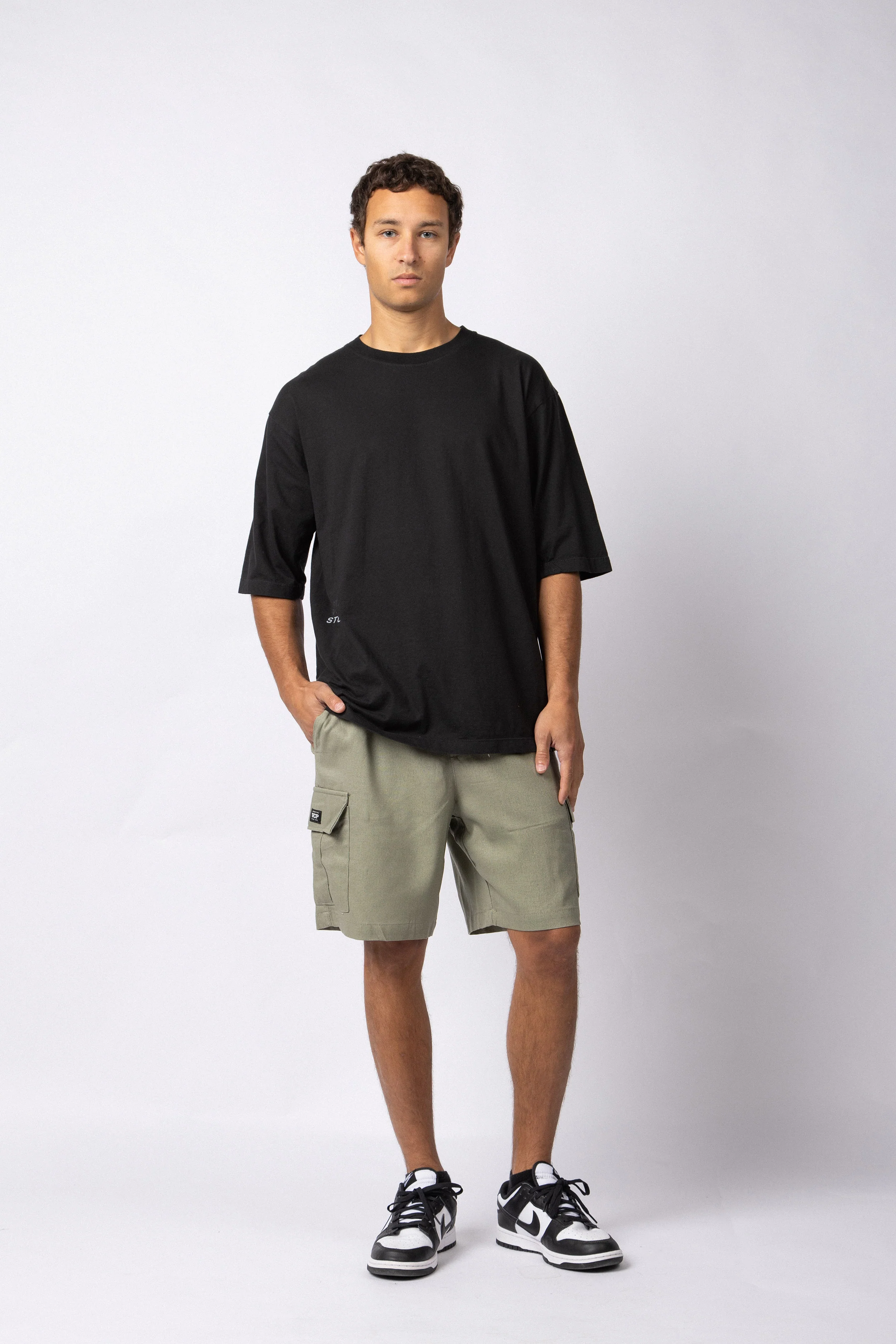 Remera Over Taz XXX Negra - Image 3