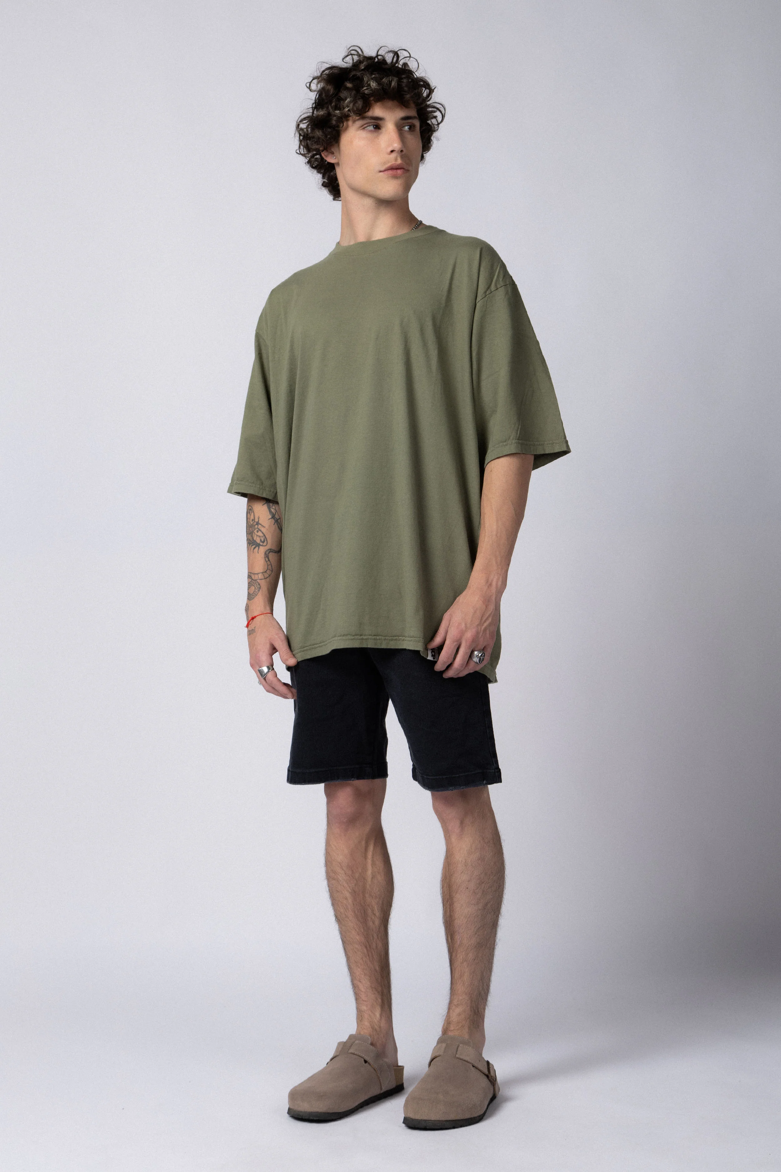 Remera Over Theo Militar - Image 3